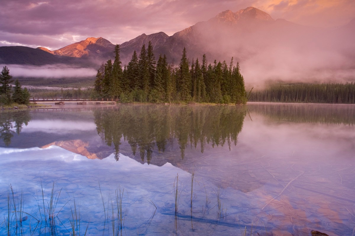 Papermoon Fototapete »See am Berg«