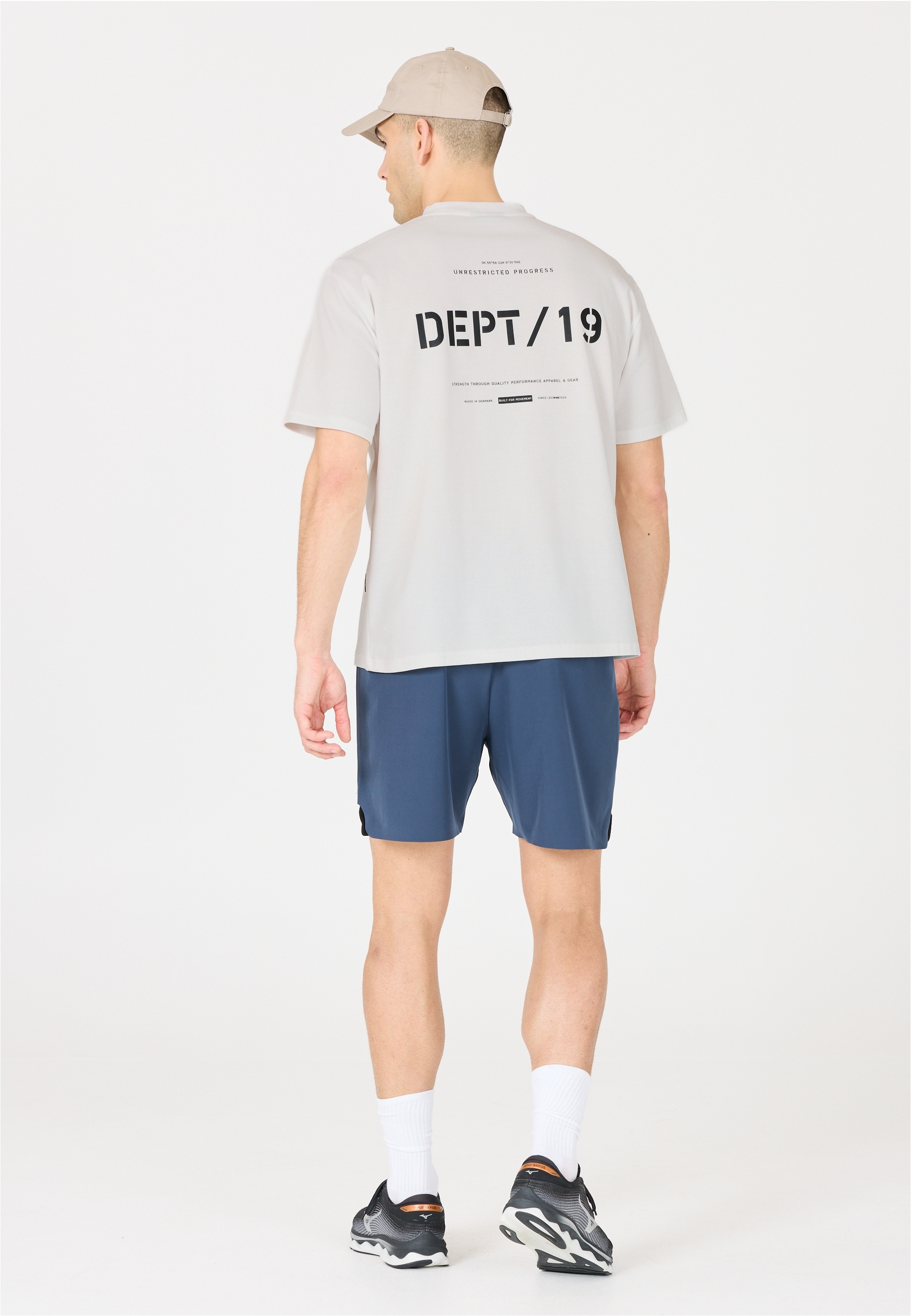 Virtus Funktionsshirt »Deran«, mit stylisch bedruckter Rückseite