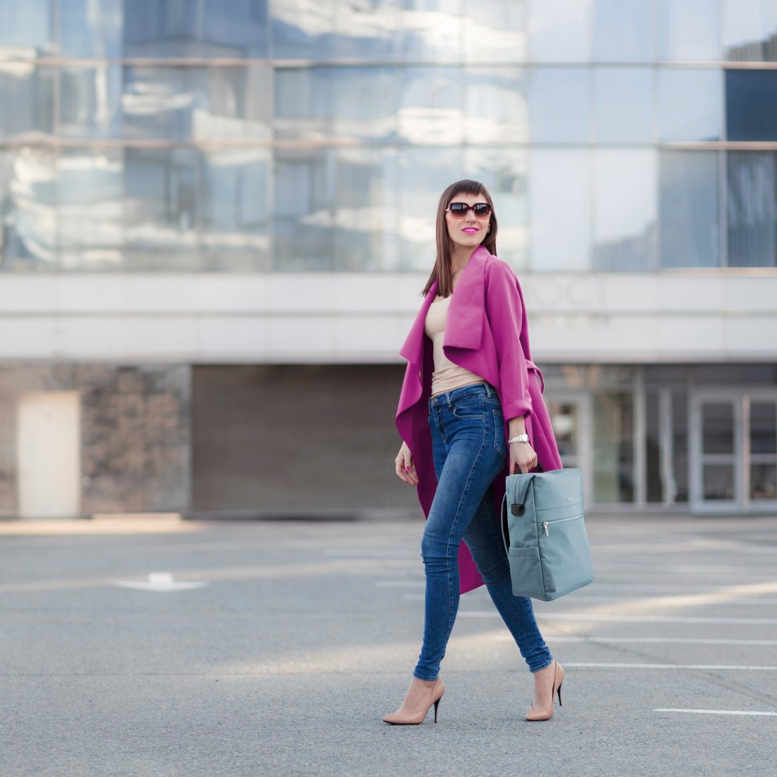 Hama Laptoprucksack »Laptoprucksack (bis 41 cm (16,2“), wasserabweisend, gepolstert, 15 l)« extralanger Reißverschluss, Fach für Wertsachen