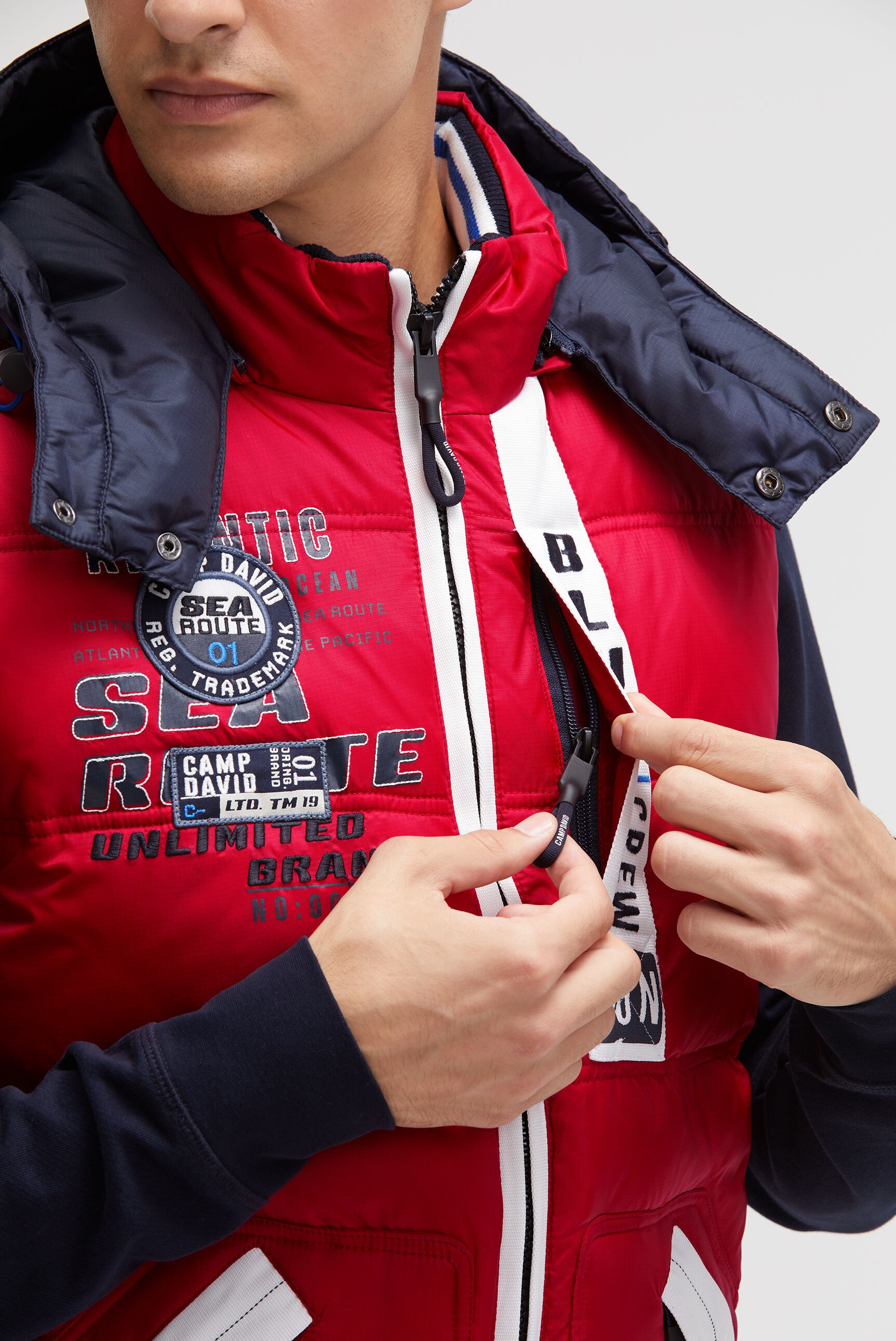 CAMP DAVID Steppweste mit Brusttasche