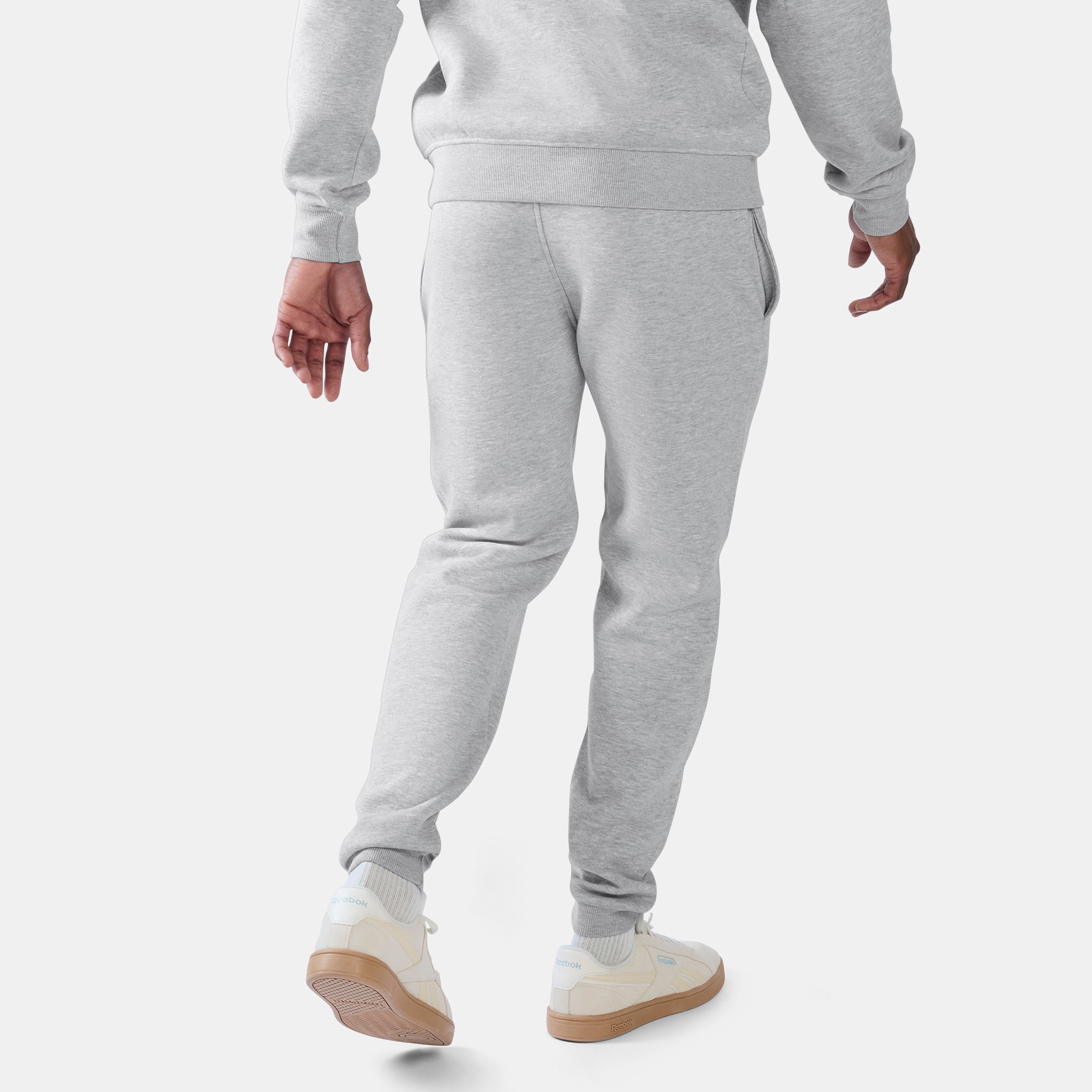Reebok Jogginghose »ID 2-COLOUR LOGO FLEECE CUFFED JOG PANT«  mit Fleece, auch in großen Größen
