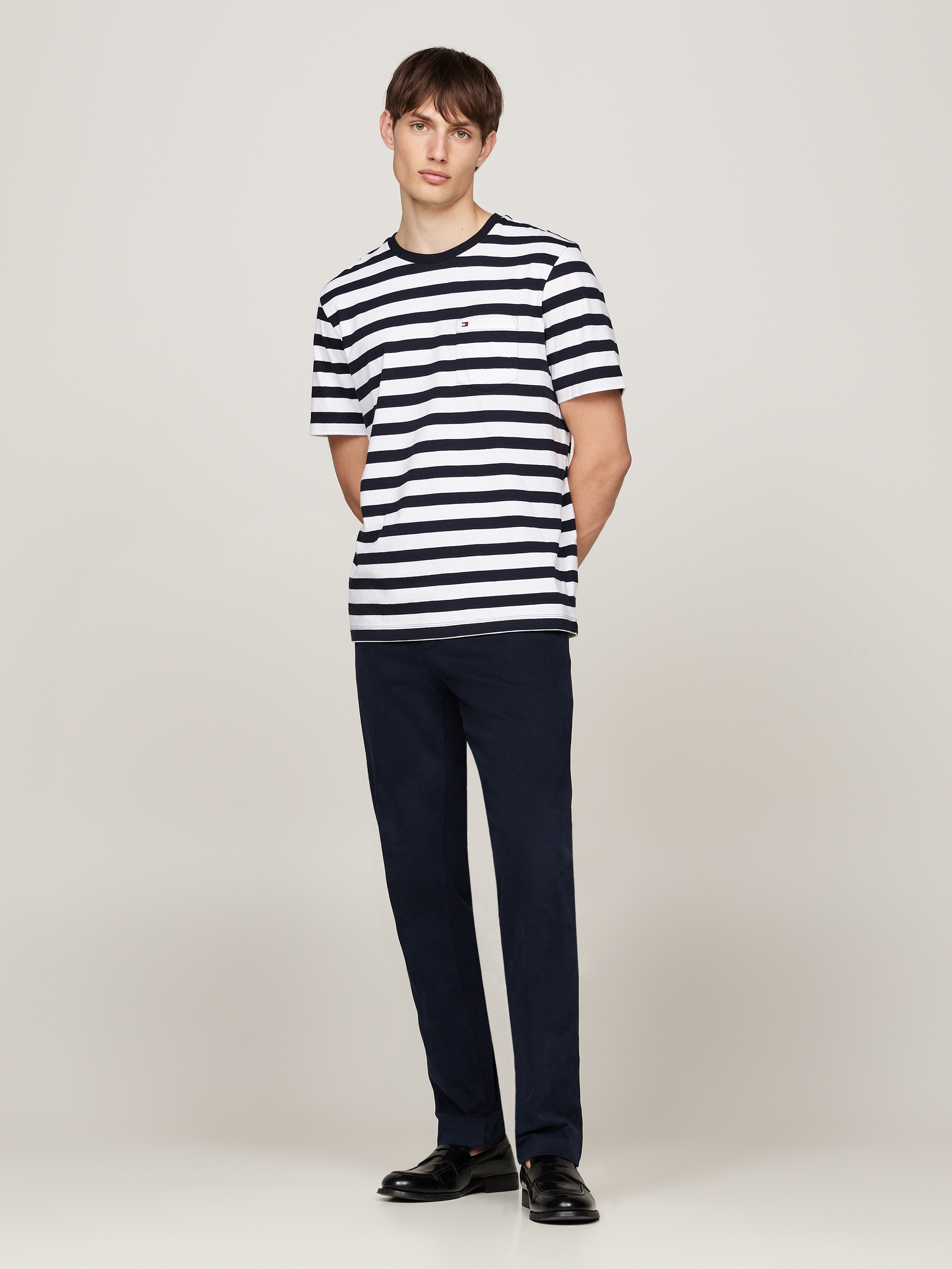 Tommy Hilfiger T-Shirt »ESSENTIAL SOLID POCKET TEE«