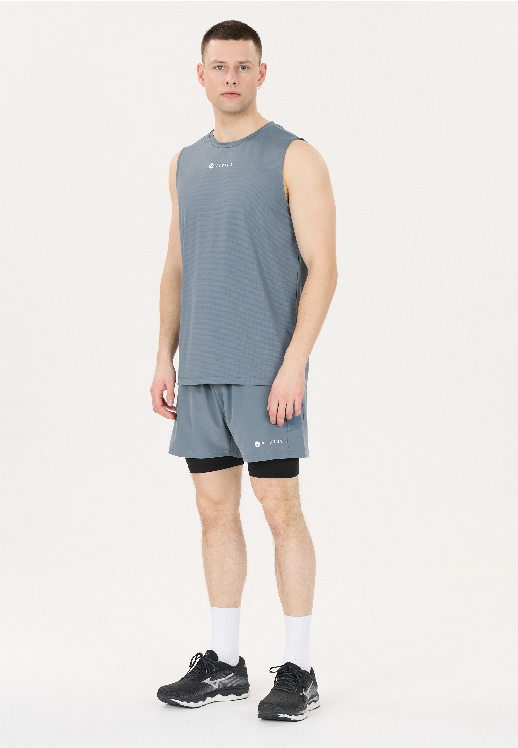 Virtus Shorts "Dylan" aus atmungsaktivem 4-Wege-Stretch günstig online kaufen
