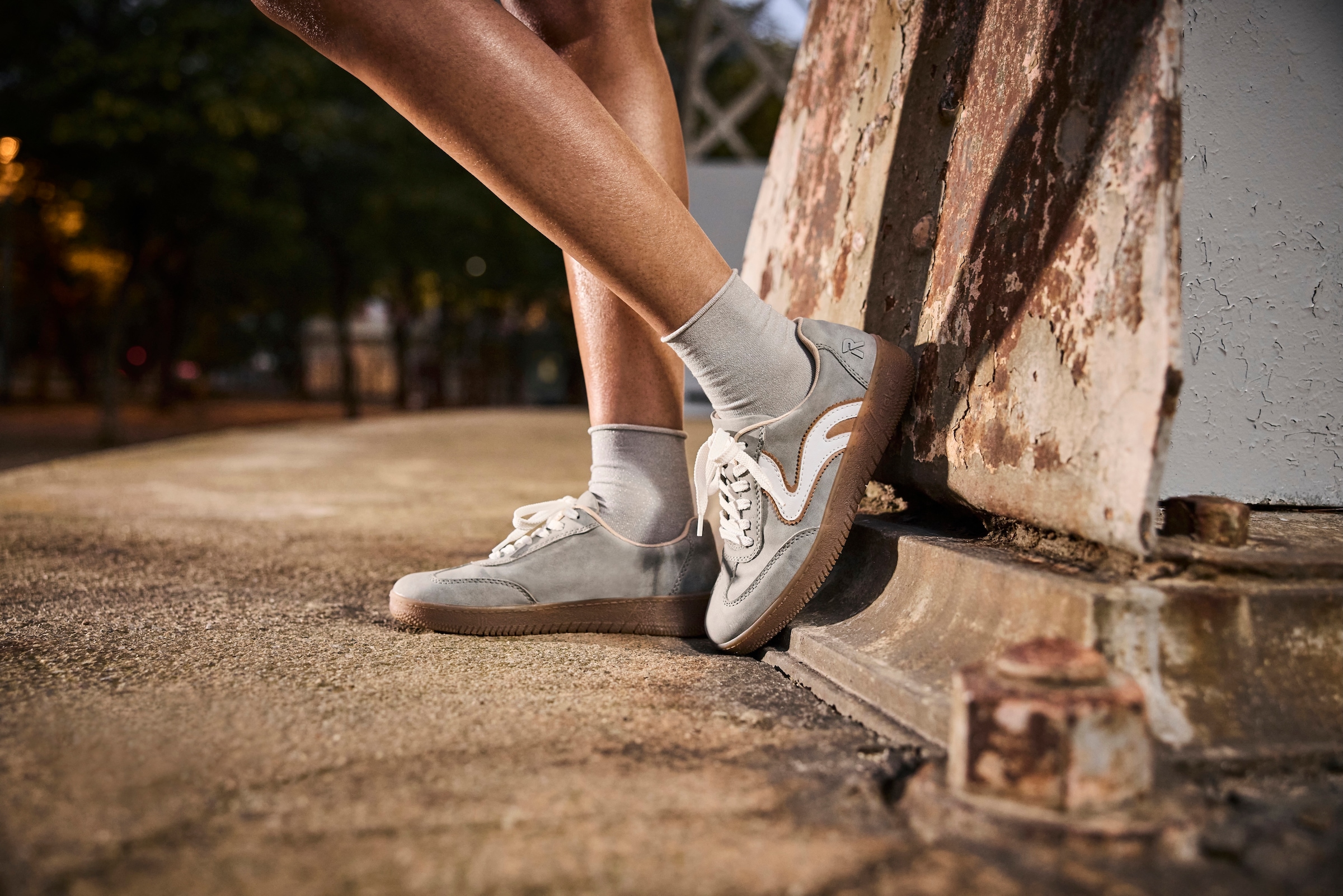 RIEKER Sport Plateausneaker, Freizeitschuh, Halbschuh, Schnürschuh in veganer Verarbeitung