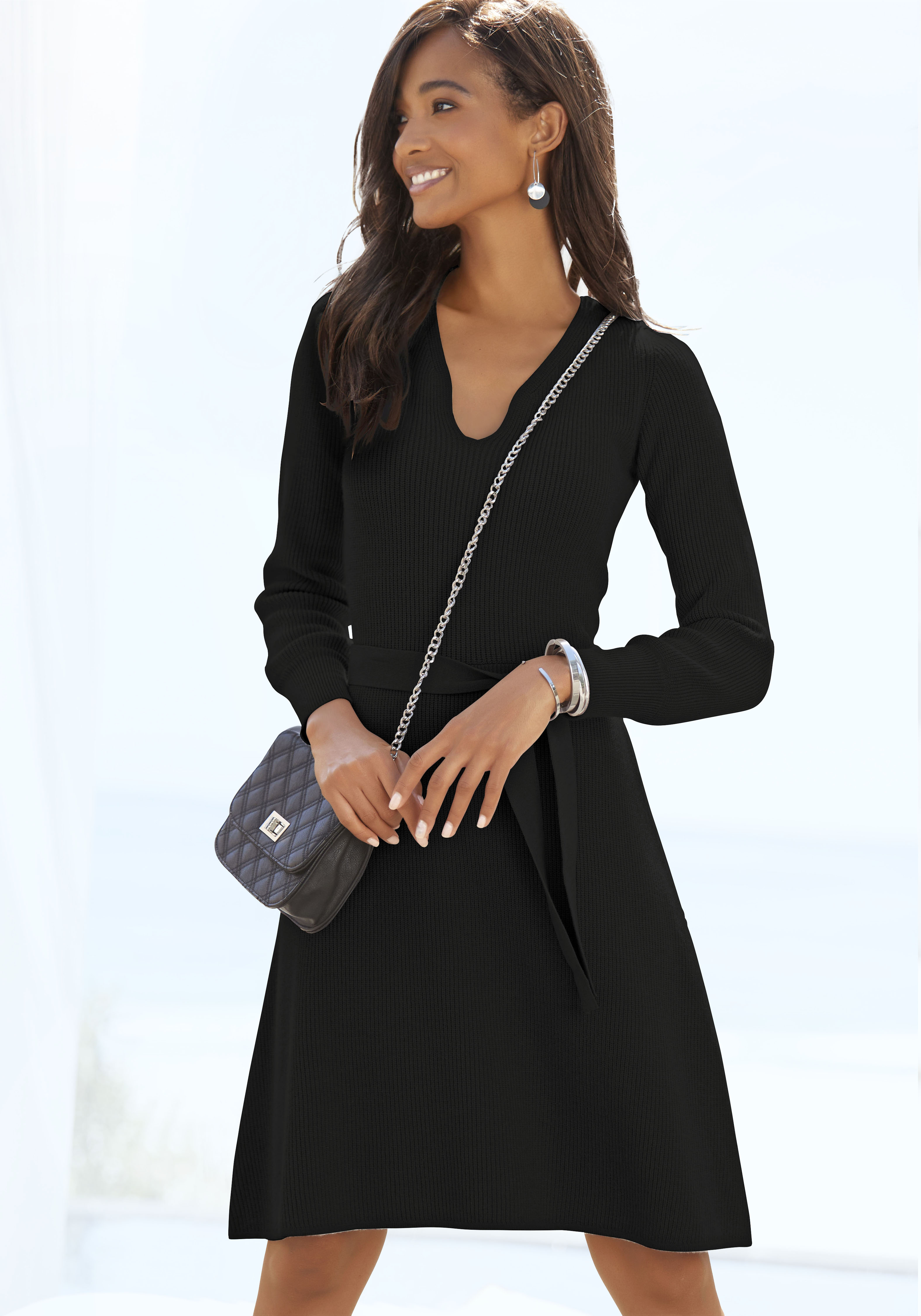 LASCANA Strickkleid "aus weiche Rippstrickware, leicht ausgestellter Rockteil" Herbstkleid, Winterkleid, kurzes Pulloverkleid, casual-elegant