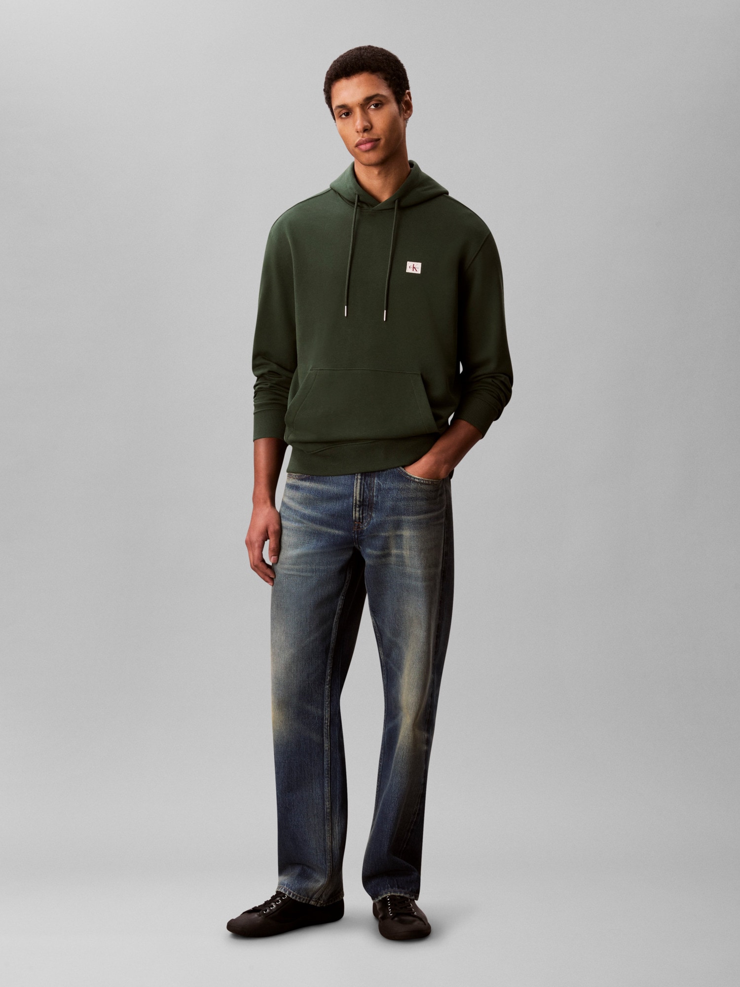 Calvin Klein Jeans Kapuzensweatshirt »400GSM TERRY BADGE HOODIE«, Mit Rundhalsausschnitt