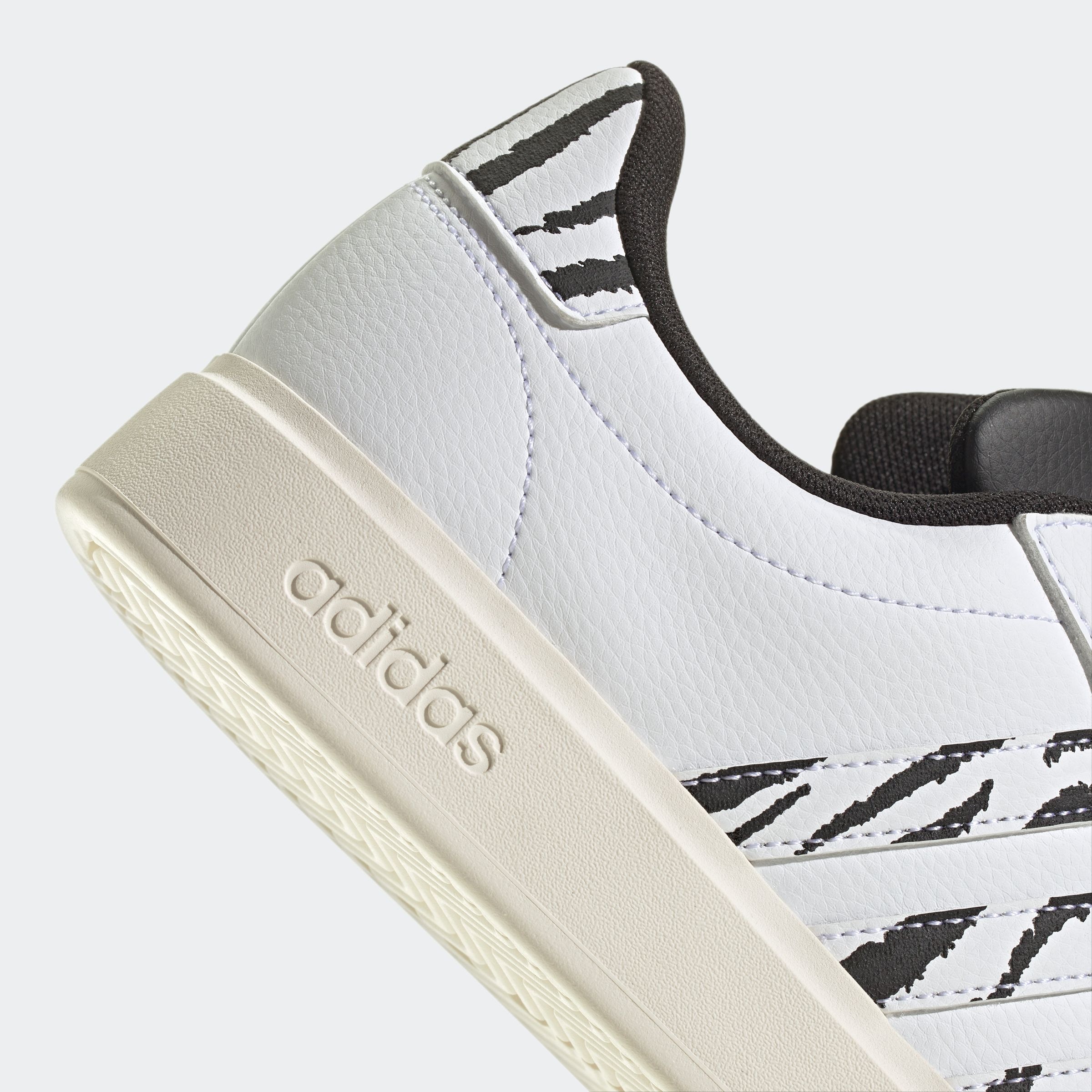 adidas Sportswear Sneaker »GRAND COURT 2.0«, Design auf den Spuren des adidas Superstar