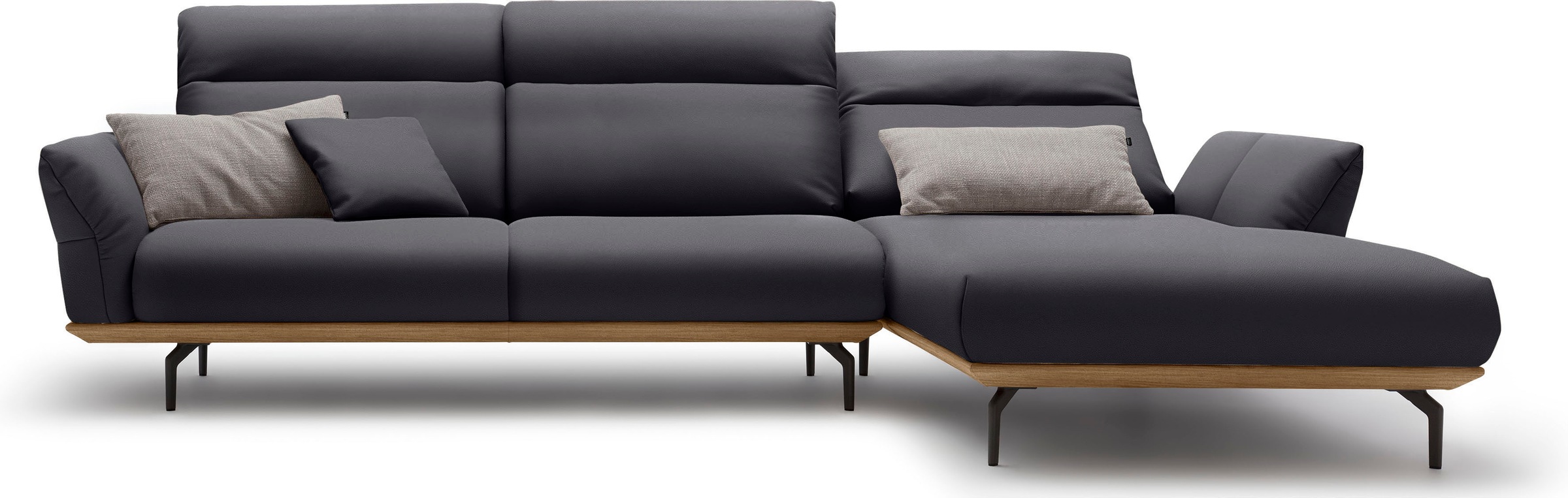 Creation BY ROLF BENZ Ecksofa »CR.460«, Sockel in Nussbaum, Winkelfüße in Umbragrau, Breite 318 cm