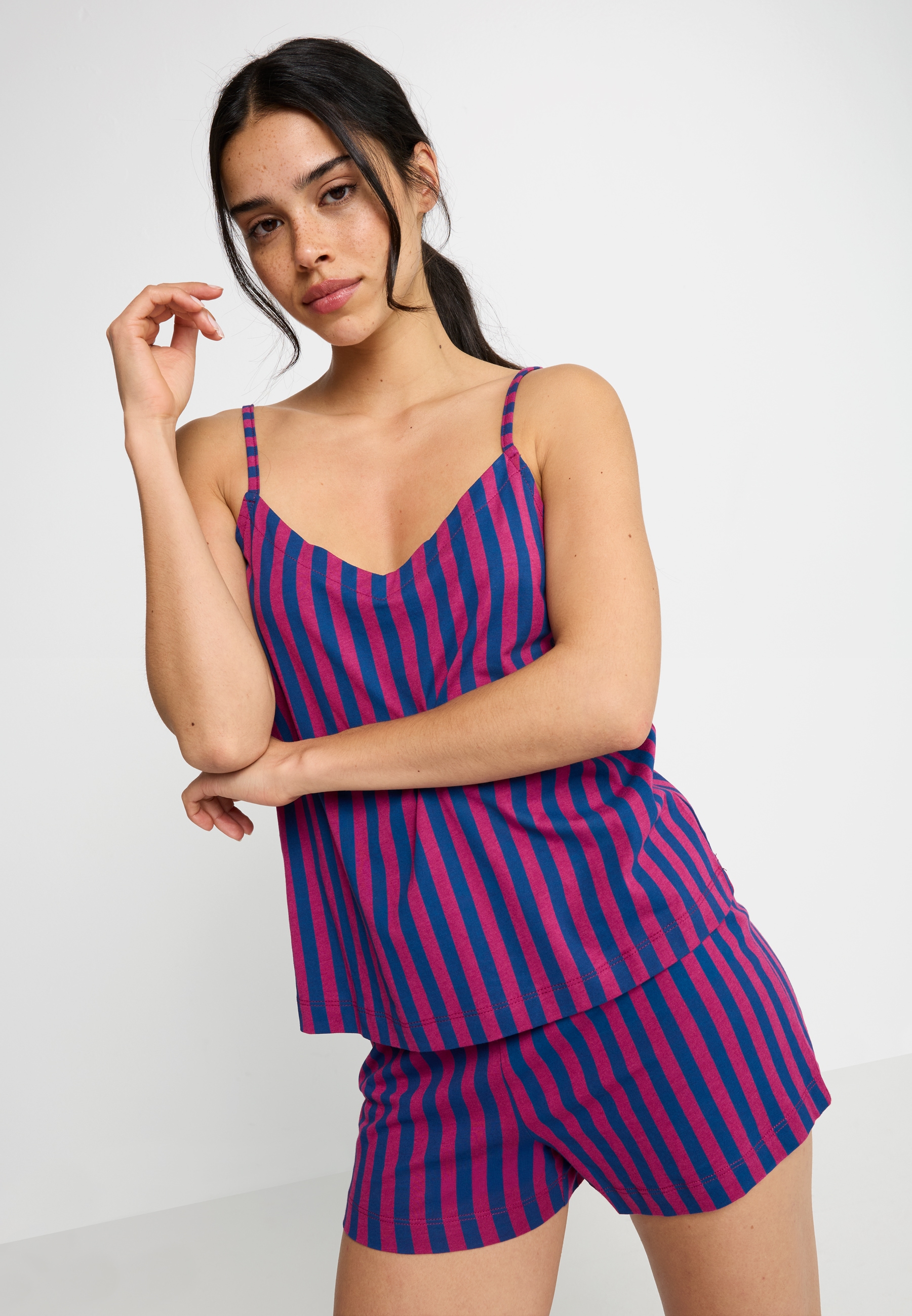 LSCN by LASCANA Shorty 2 Stk. tlg., mit schönem Blumen- oder Streifenmuster günstig online kaufen