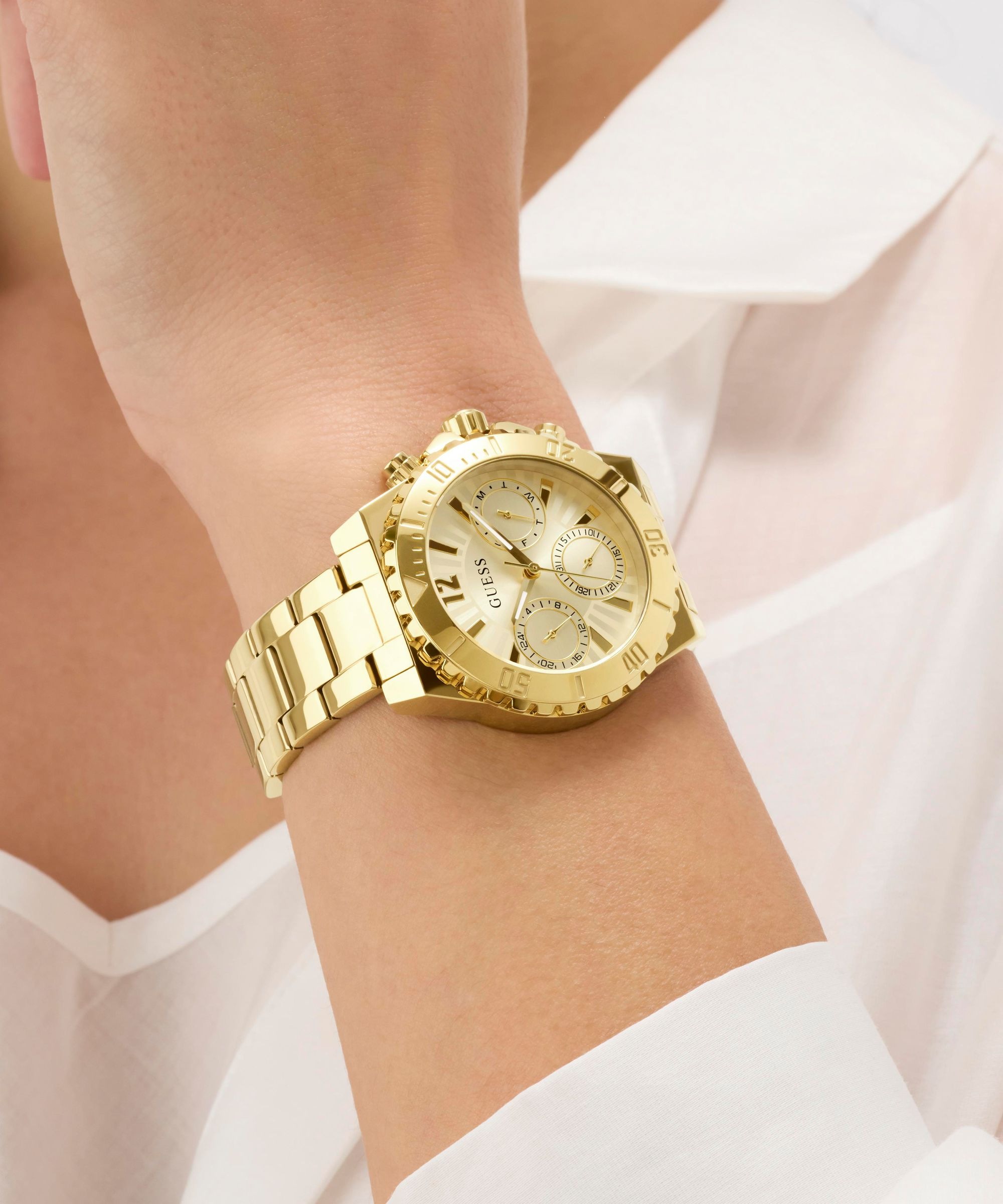 Guess Multifunktionsuhr »PHOEBE« Quarzuhr, Armbanduhr, Damenuhr, Edelstahlarmband, analog, Wochentag