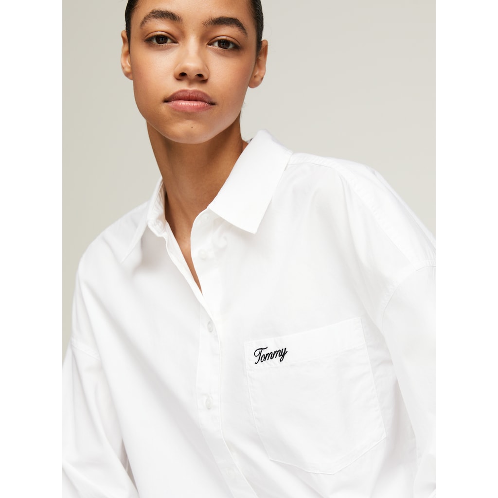 Tommy Jeans Curve Shirtbluse »TJW SP OVR SCRIPT SHIRT EXT«, Große Größen