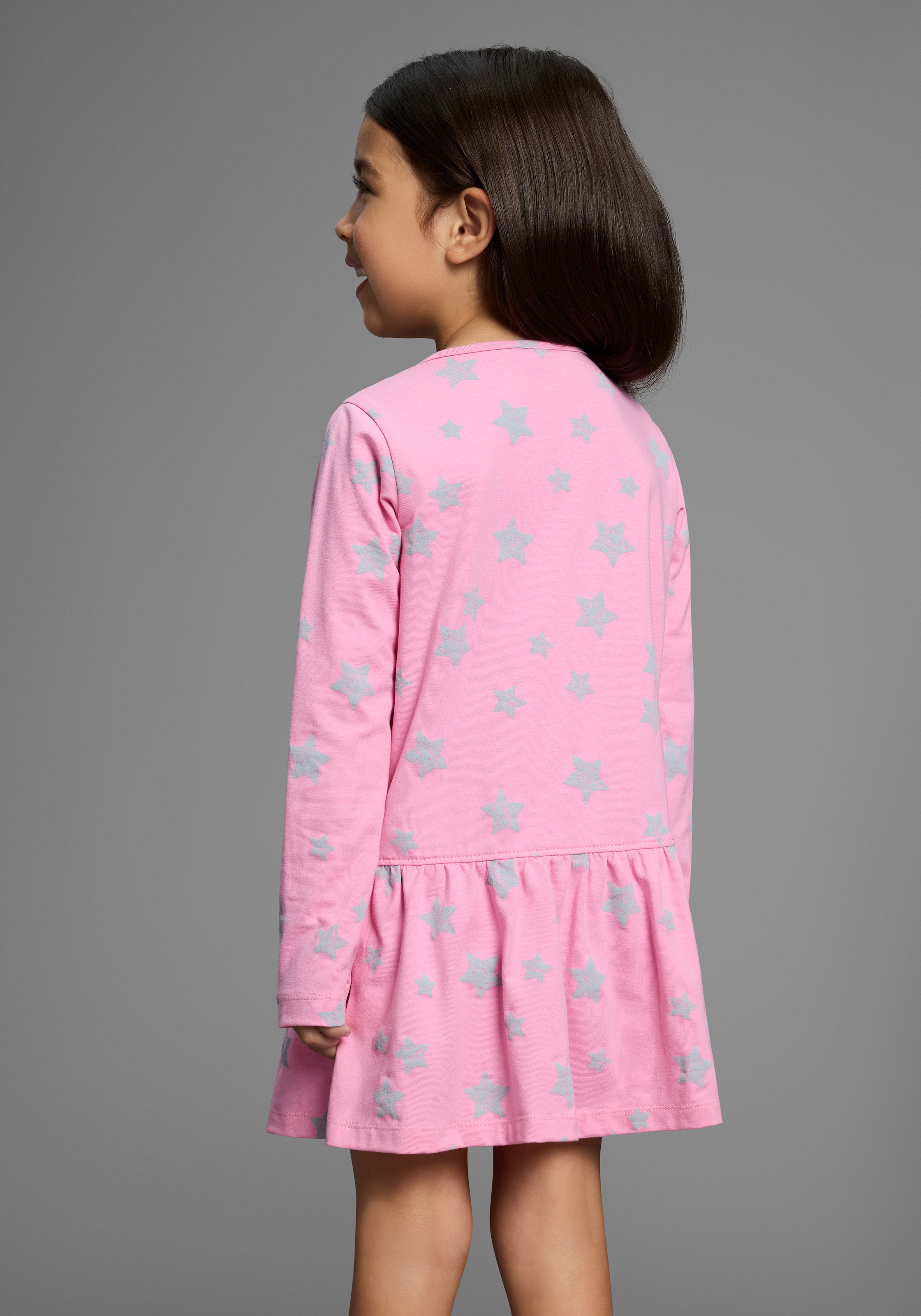 KIDSWORLD Jerseykleid »Kleid mit Pailletten«, Shirtkleid mit süßer Paillettenapplikation