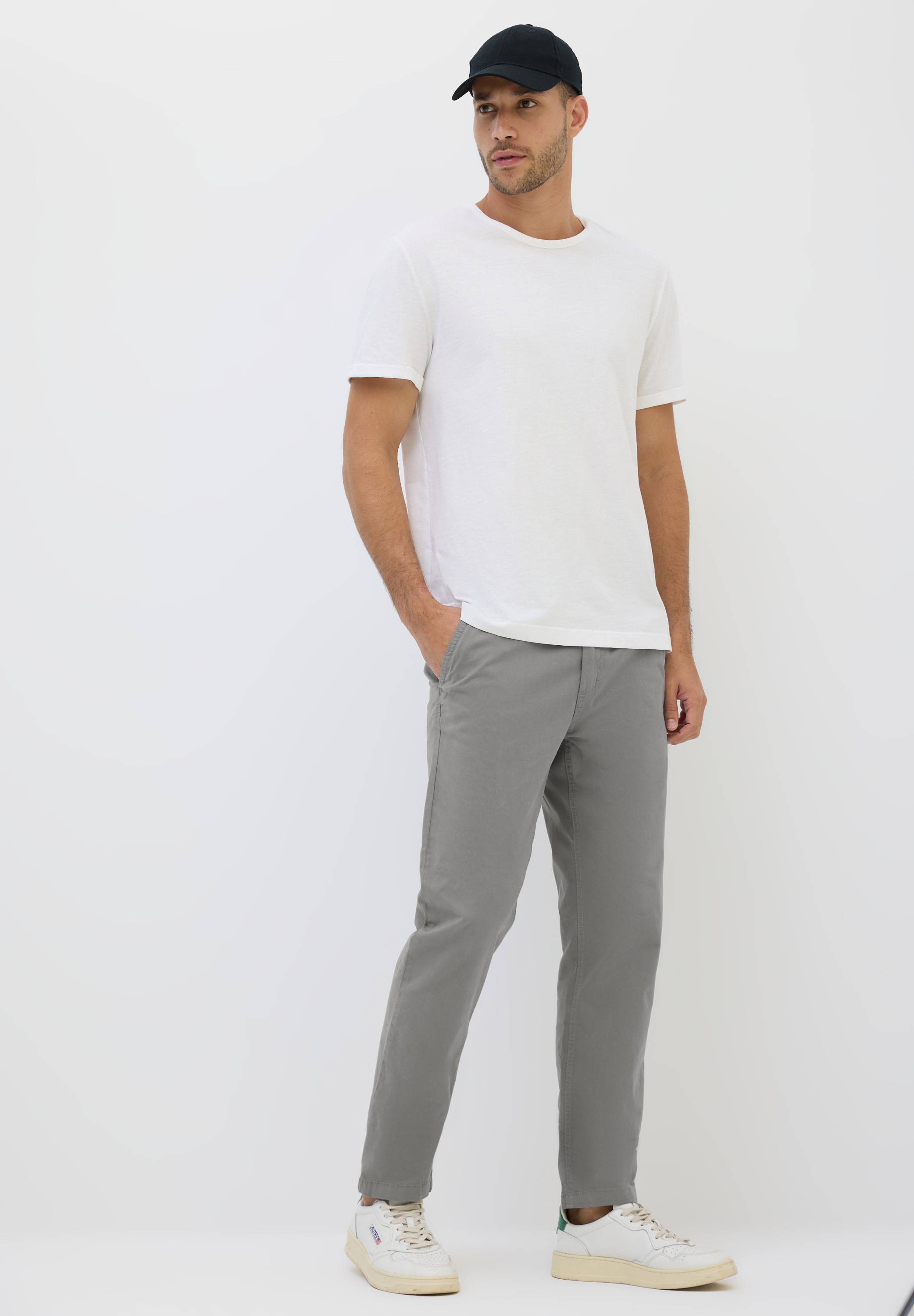 STREET ONE MEN Chinohose, aus Baumwolle mit Stretchanteil