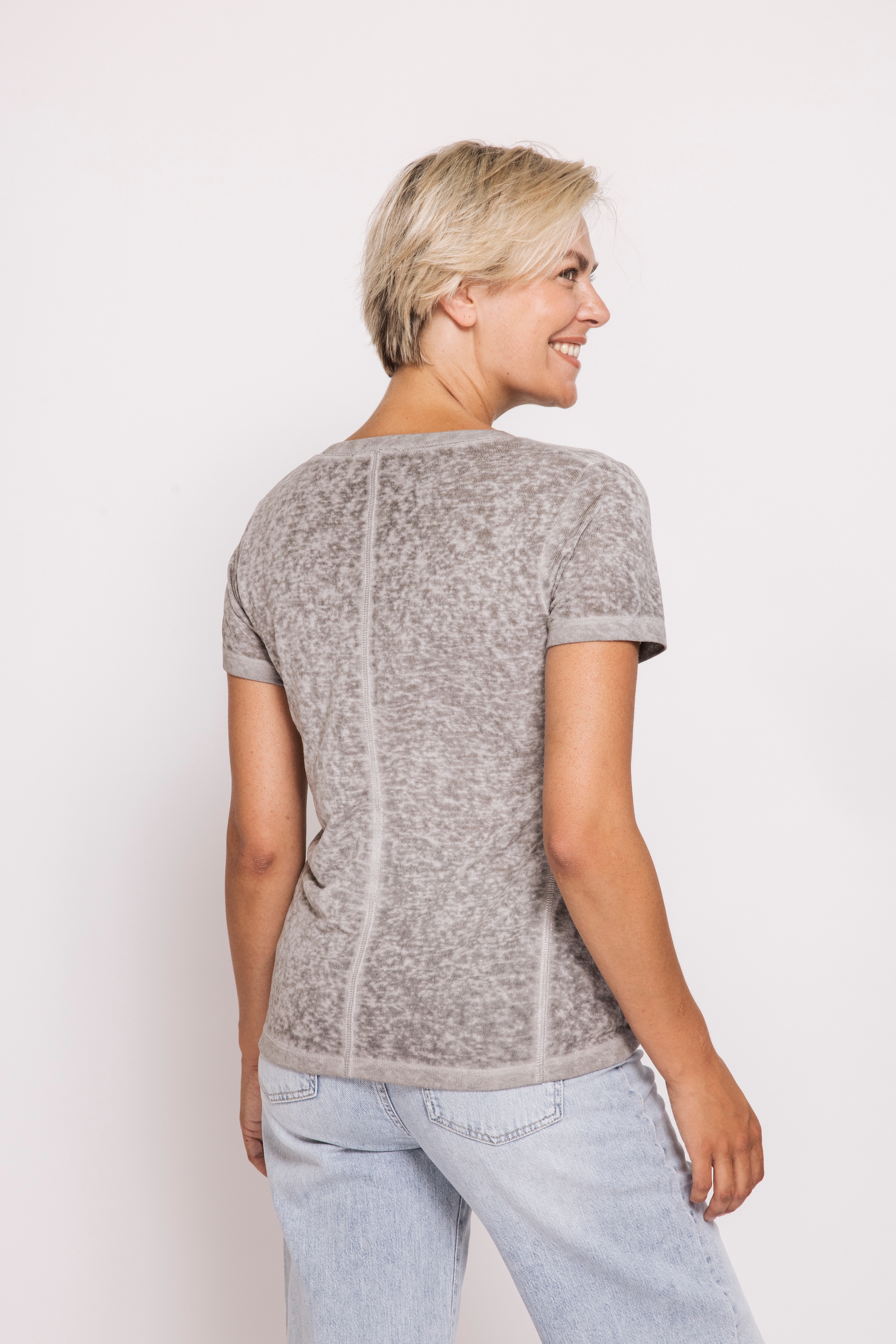 Thumbnail - Zhrill T-Shirt "ZHSVANA" mit V-Ausschnitt