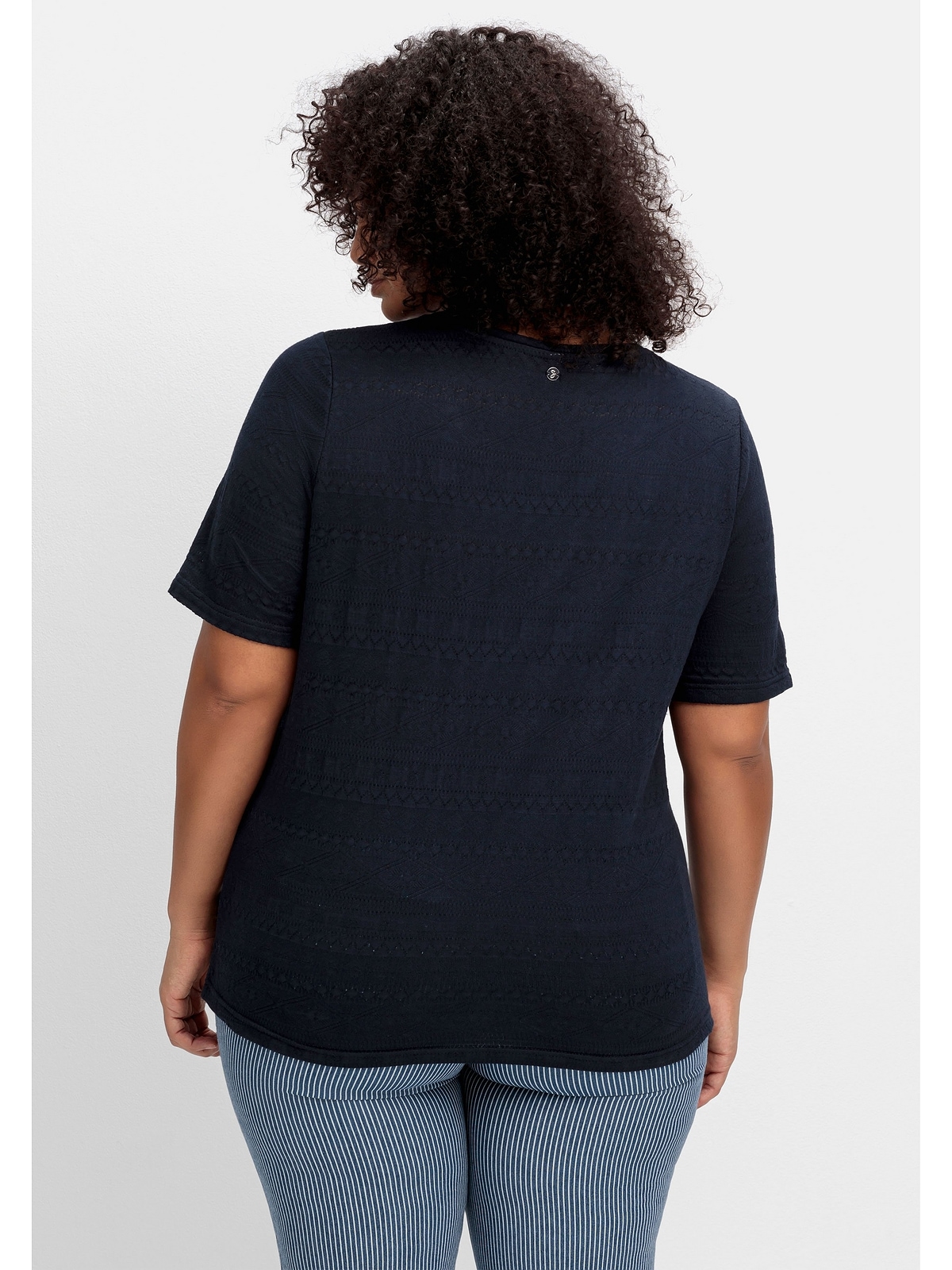 Black Friday Sheego T-Shirt Größen«, »Große BAUR leicht mit Jacquardmuster, | tailliert