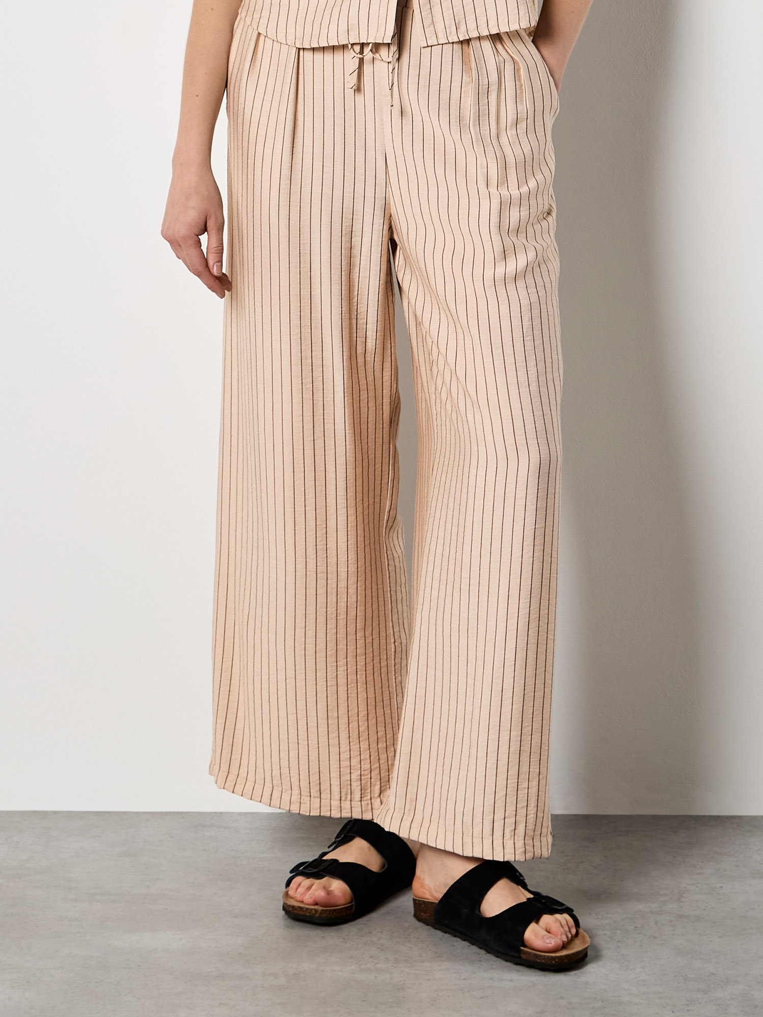 Apricot Shirtbluse »Boxy-Shirt mit Nadelstreifen« mit Knopfleiste