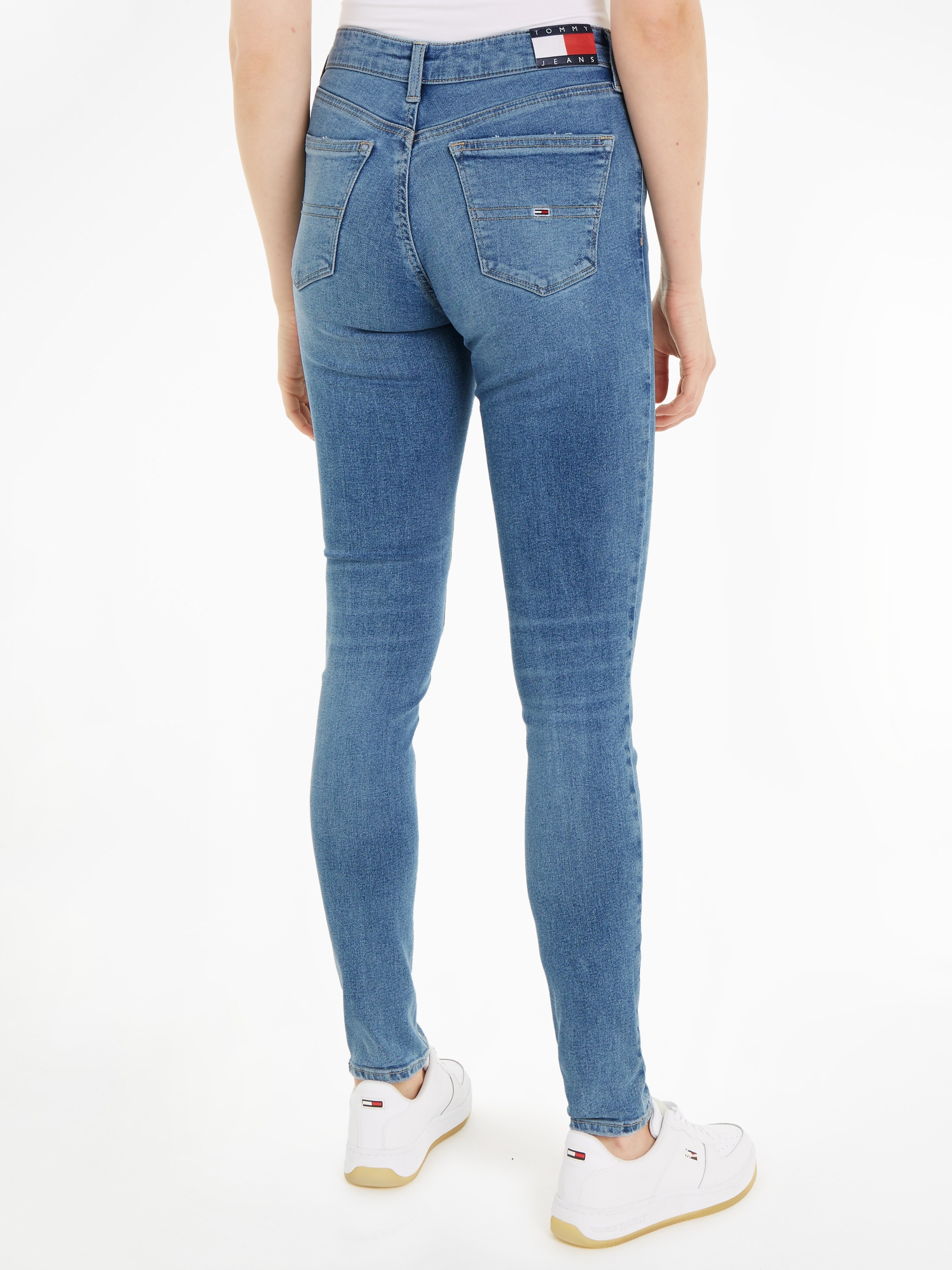Tommy Jeans Skinny-fit-Jeans »Nora«, Tommy | für & Badge Jeans mit kaufen BAUR Markenlabel