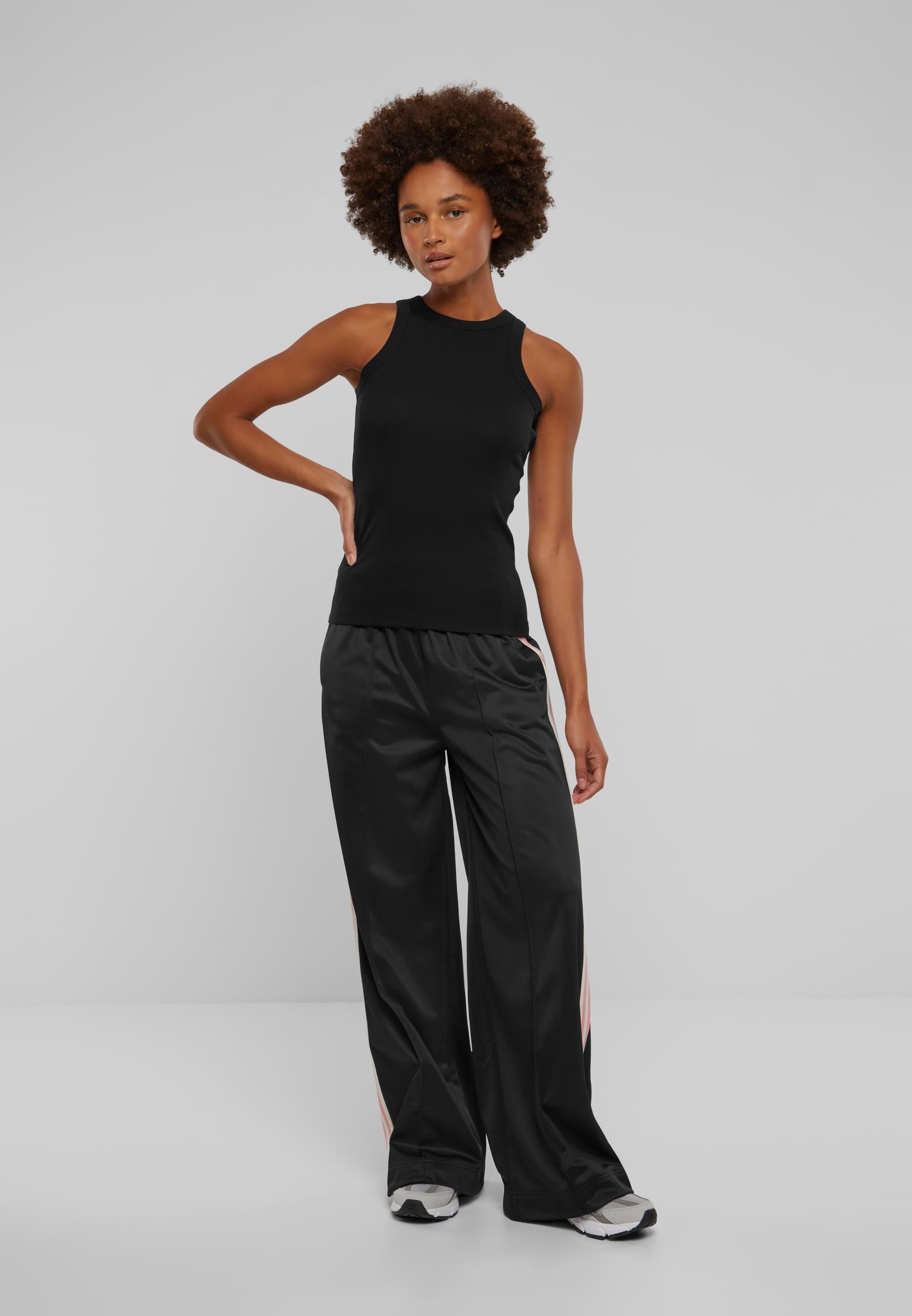 URBAN CLASSICS Muskelshirt »Urban Classics Damen Ladies Racer Back Rib Top«, (1 tlg.)