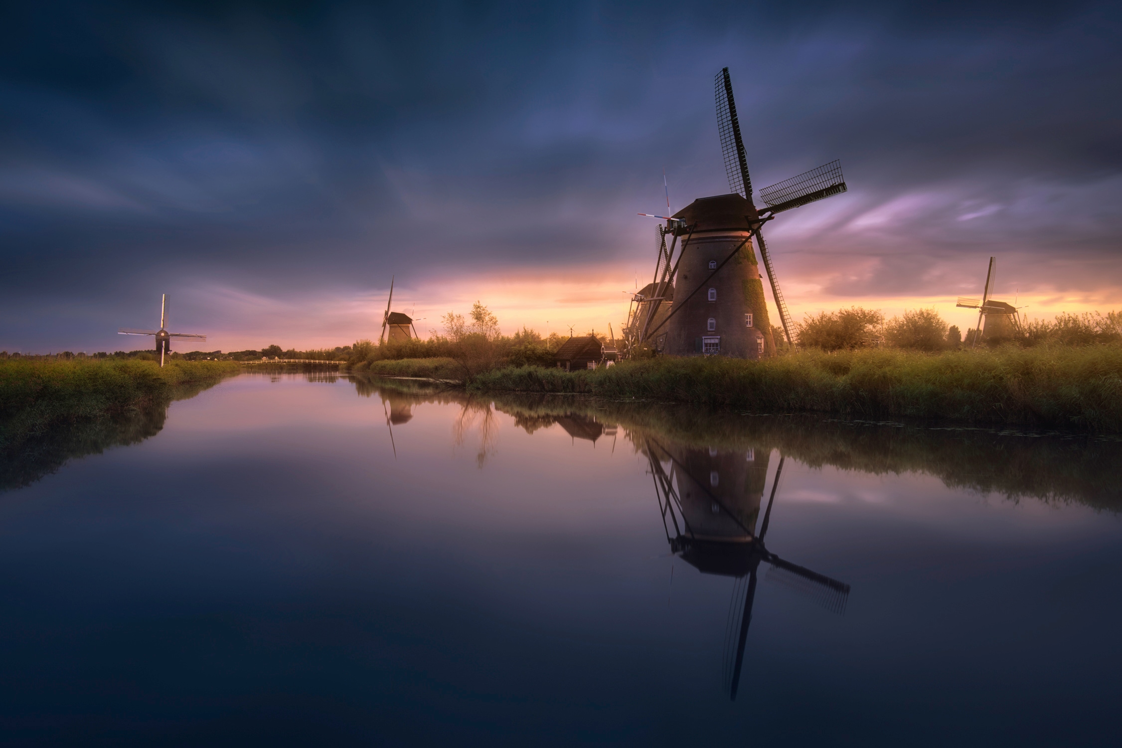 Papermoon Fototapete "Photo-Art JESUS M GARCIA, KINDERDIJK-WINDMÜHLEN"