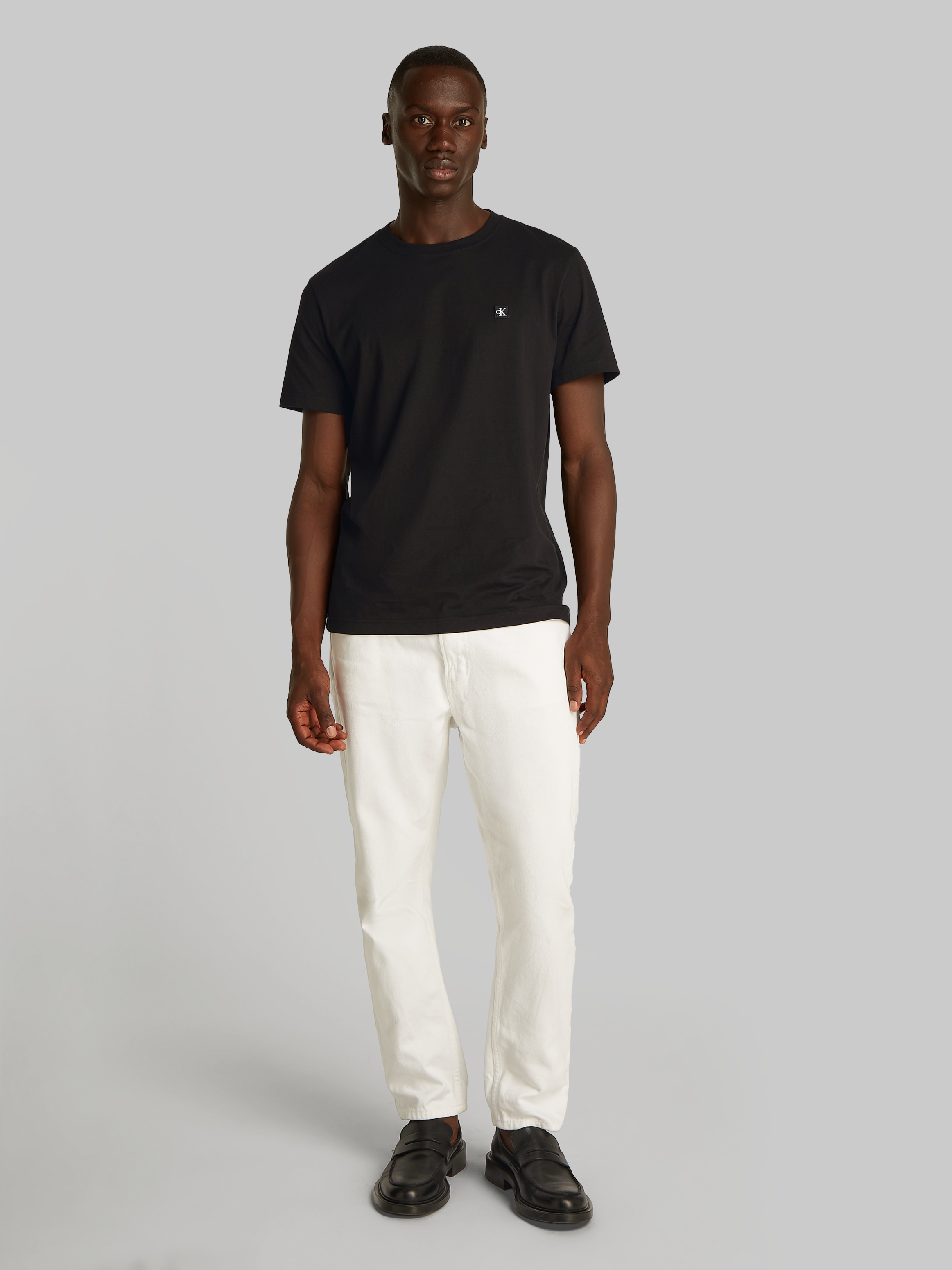 Calvin Klein Jeans T-Shirt »CK EMBRO BADGE TEE«, mit Logopatch