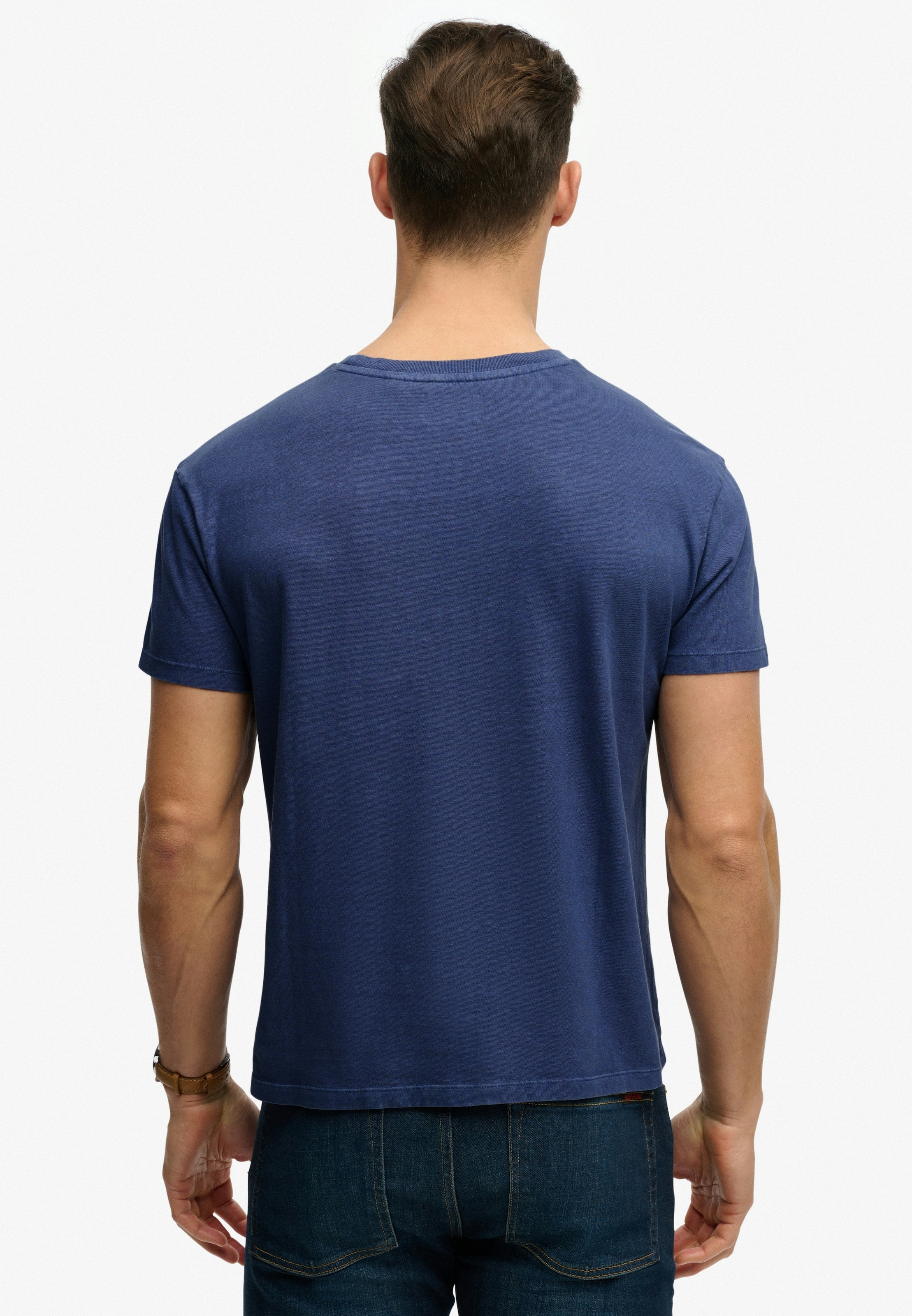 Superdry Rundhalsshirt »COTTON CLASSIC LINEN PKT TEE« Baumwollmischung, relaxed fit aus luftig leichtem Baumwoll-Leinen-Mix