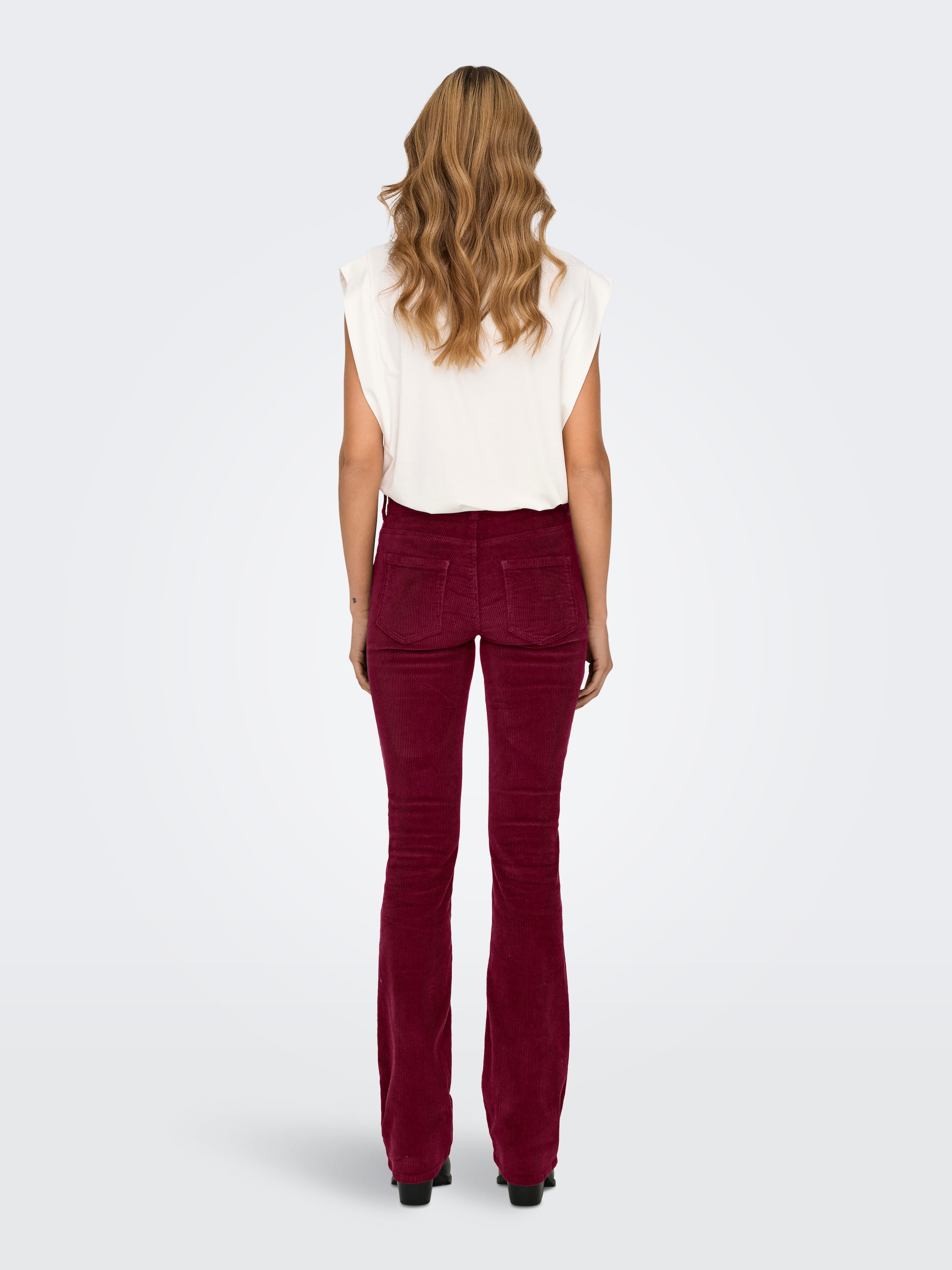 ONLY Cordhose »ONLMARY – Flared Cordhose mit Stretchkomfort«, slim fit, modisch, Cord, Baumwollmischung