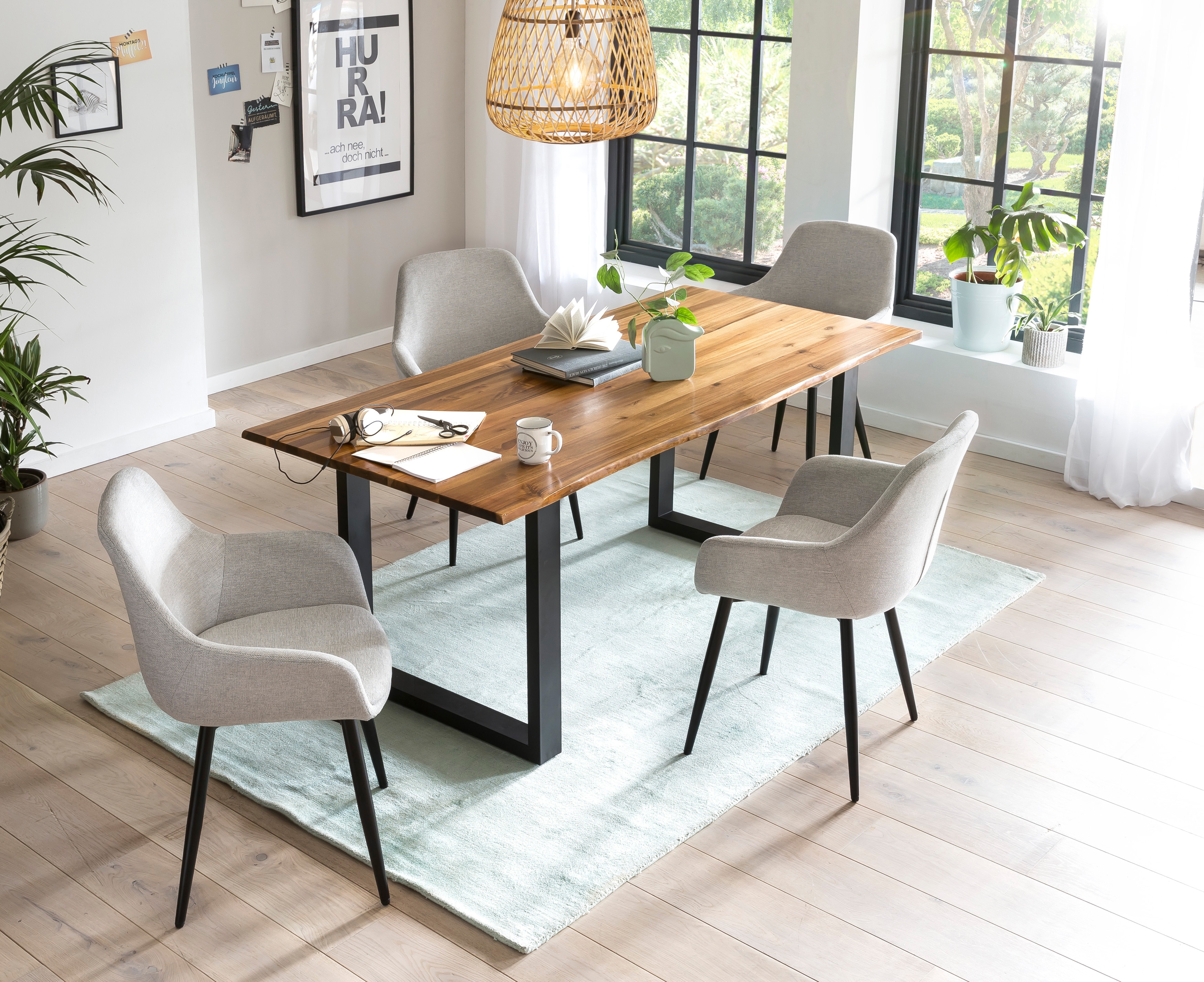 SalesFever Essgruppe "- stilvolles Design" Set, 5 Stk. tlg. 5-teiliges Set mit authentischer Baumkanten-Tischplatte
