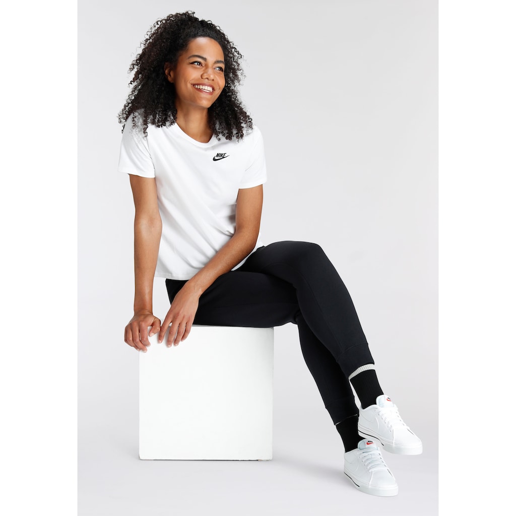 Nike Sportswear T-Shirt »CLUB ESSENTIALS WOMEN'S T-SHIRT«