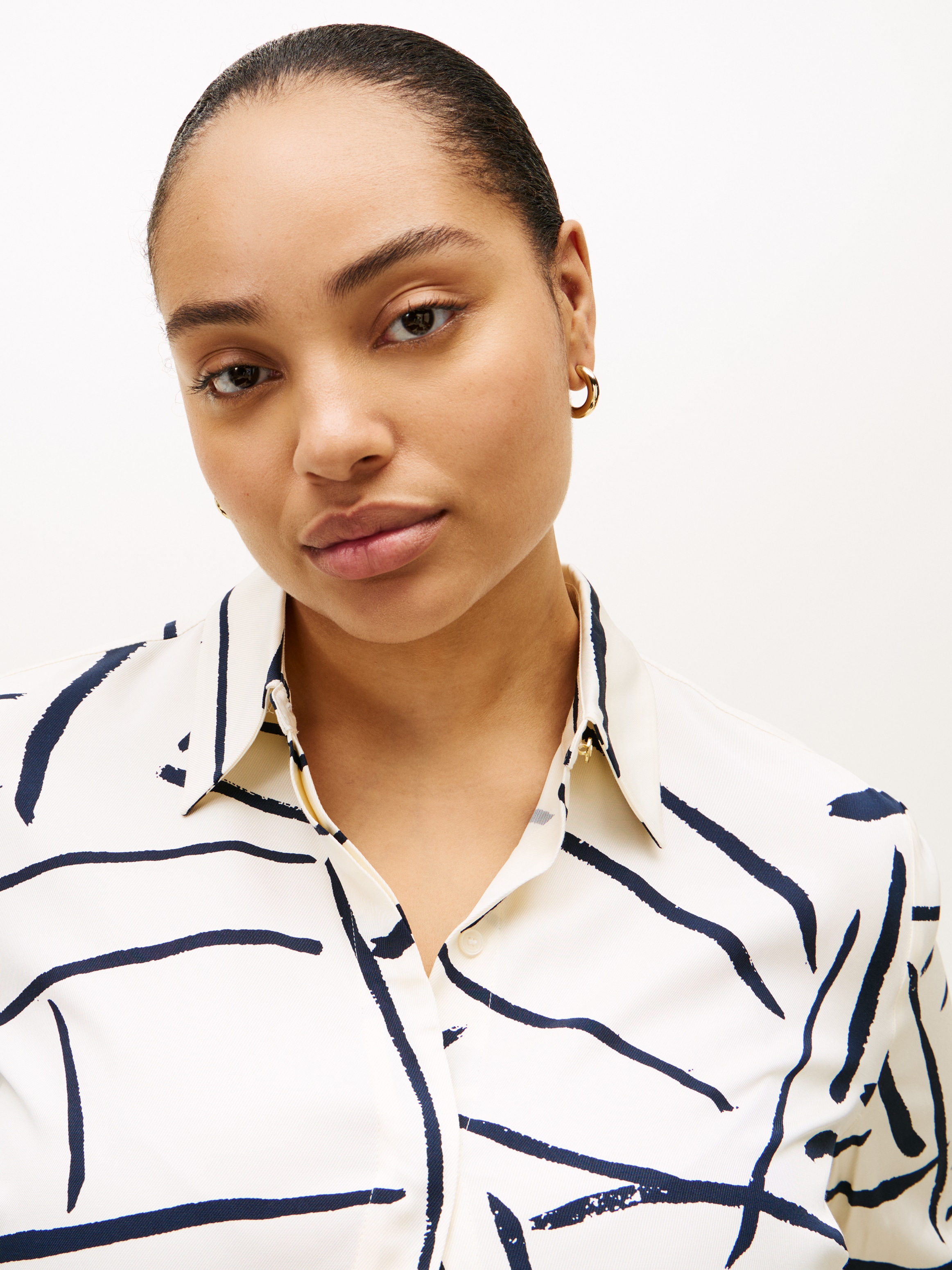 Tommy Hilfiger Curve Hemdbluse »CRV VIS TWILL BUTTON UP SHIRT« in großen Größen