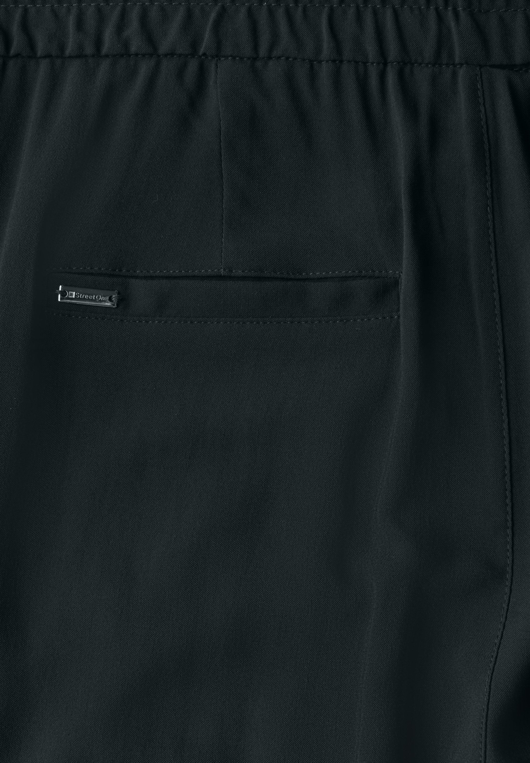 STREET ONE Stoffhose, mit seitlichen Einschubtaschen