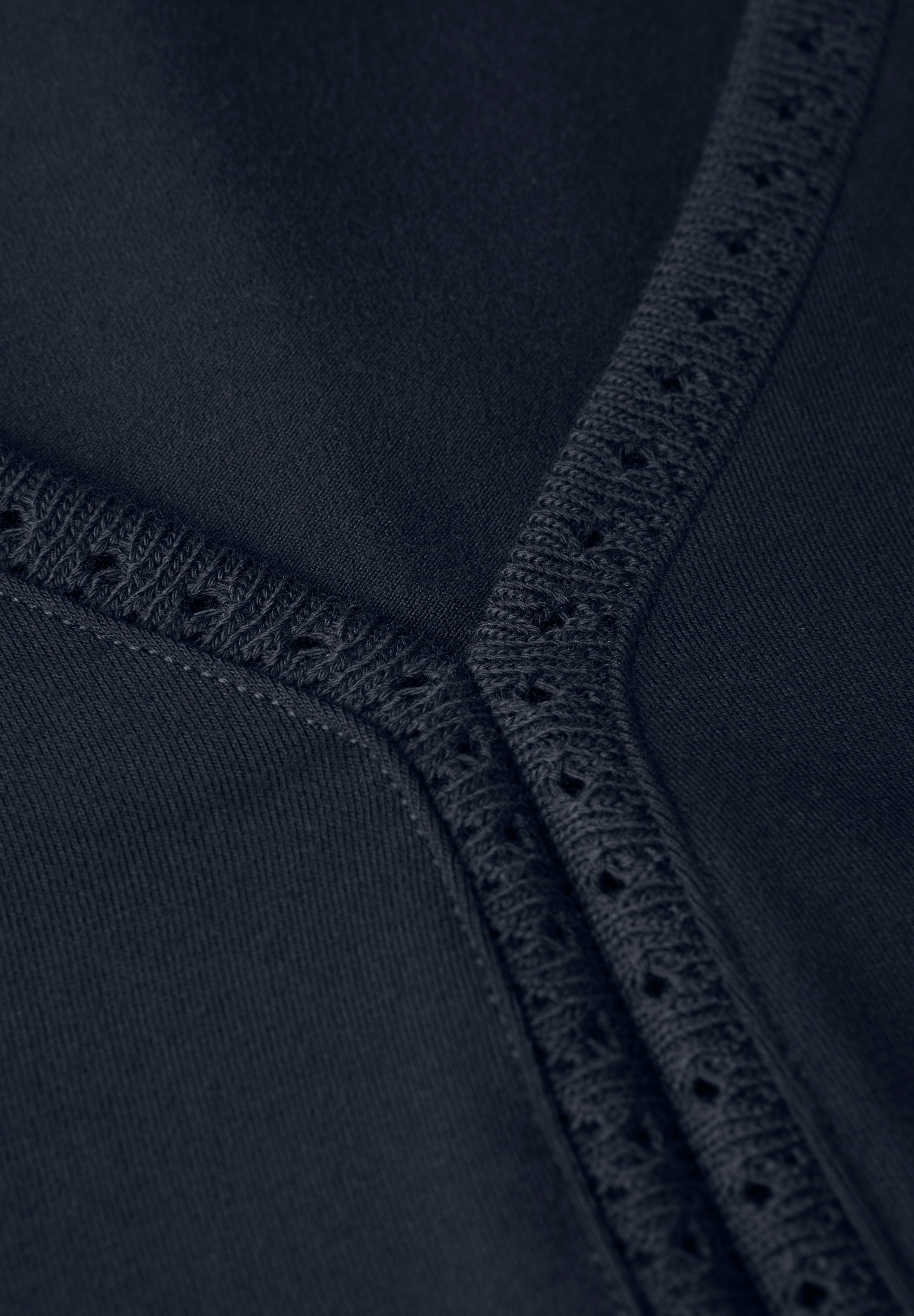 STREET ONE Spitzentop, mit V-Ausschnitt