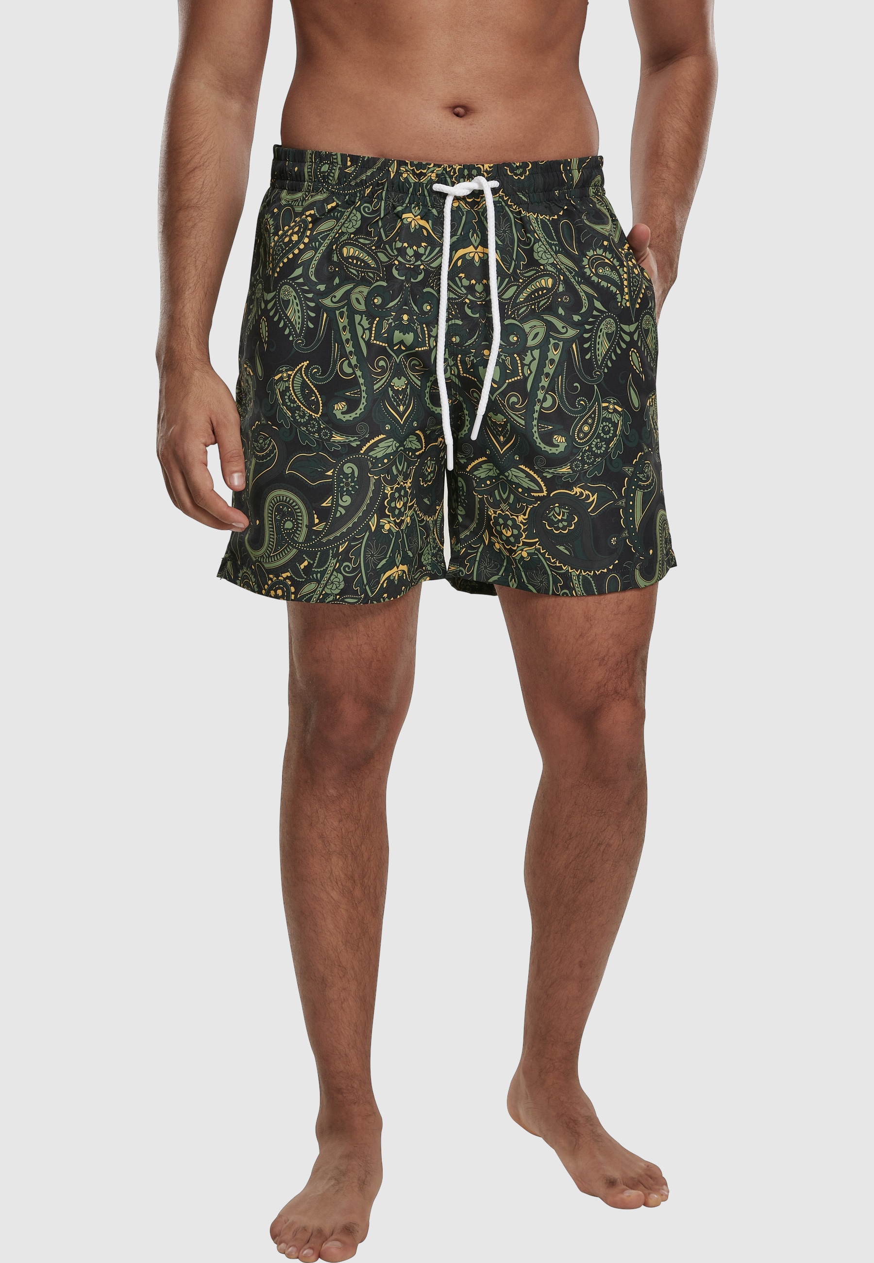 URBAN CLASSICS Badeshorts »Urban Classics Herren Paisley Swim Shorts«