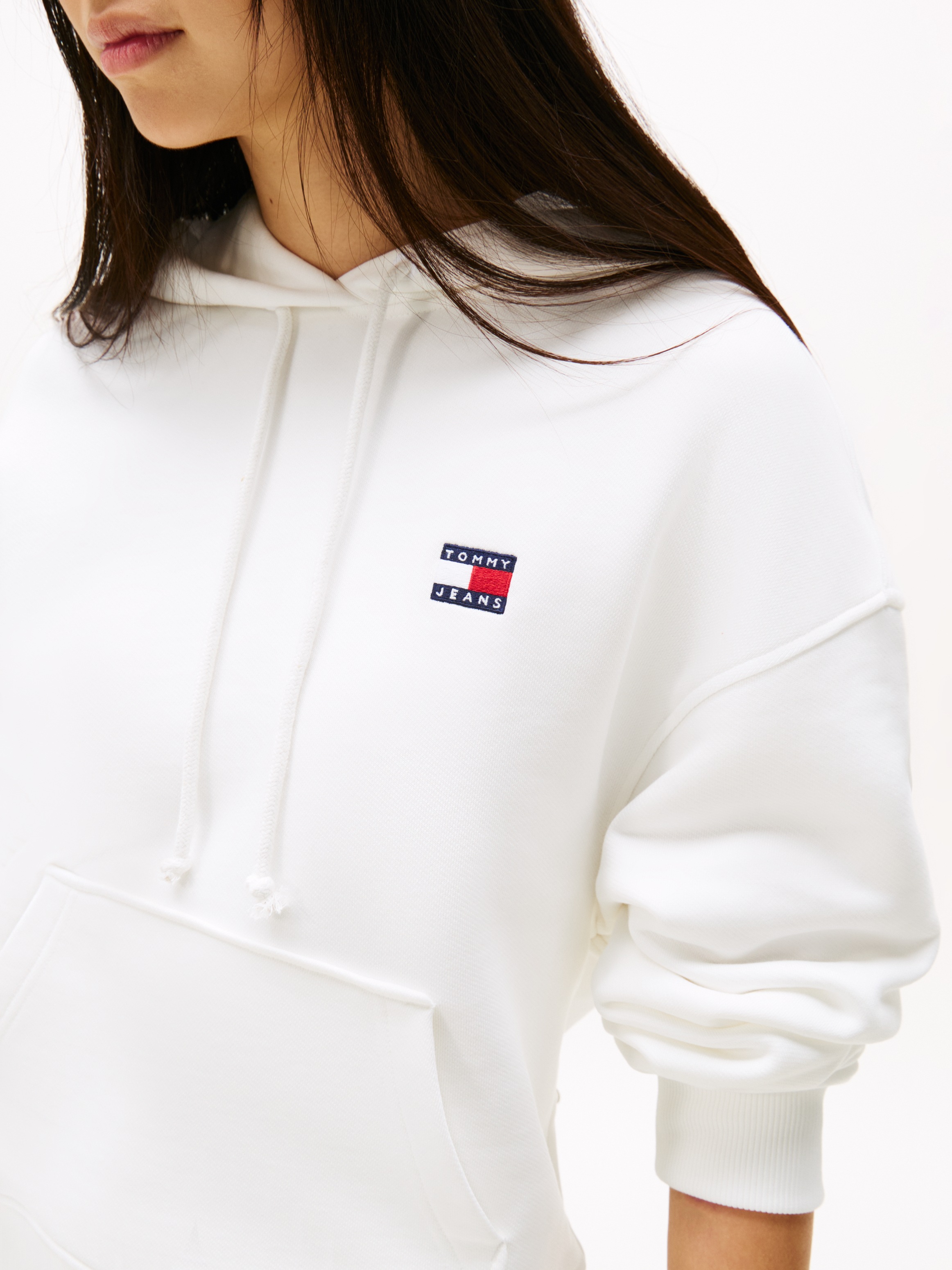 Tommy Jeans Hoodie »TJW BXY BADGE HOODIE EXT«, mit Logo-Badge