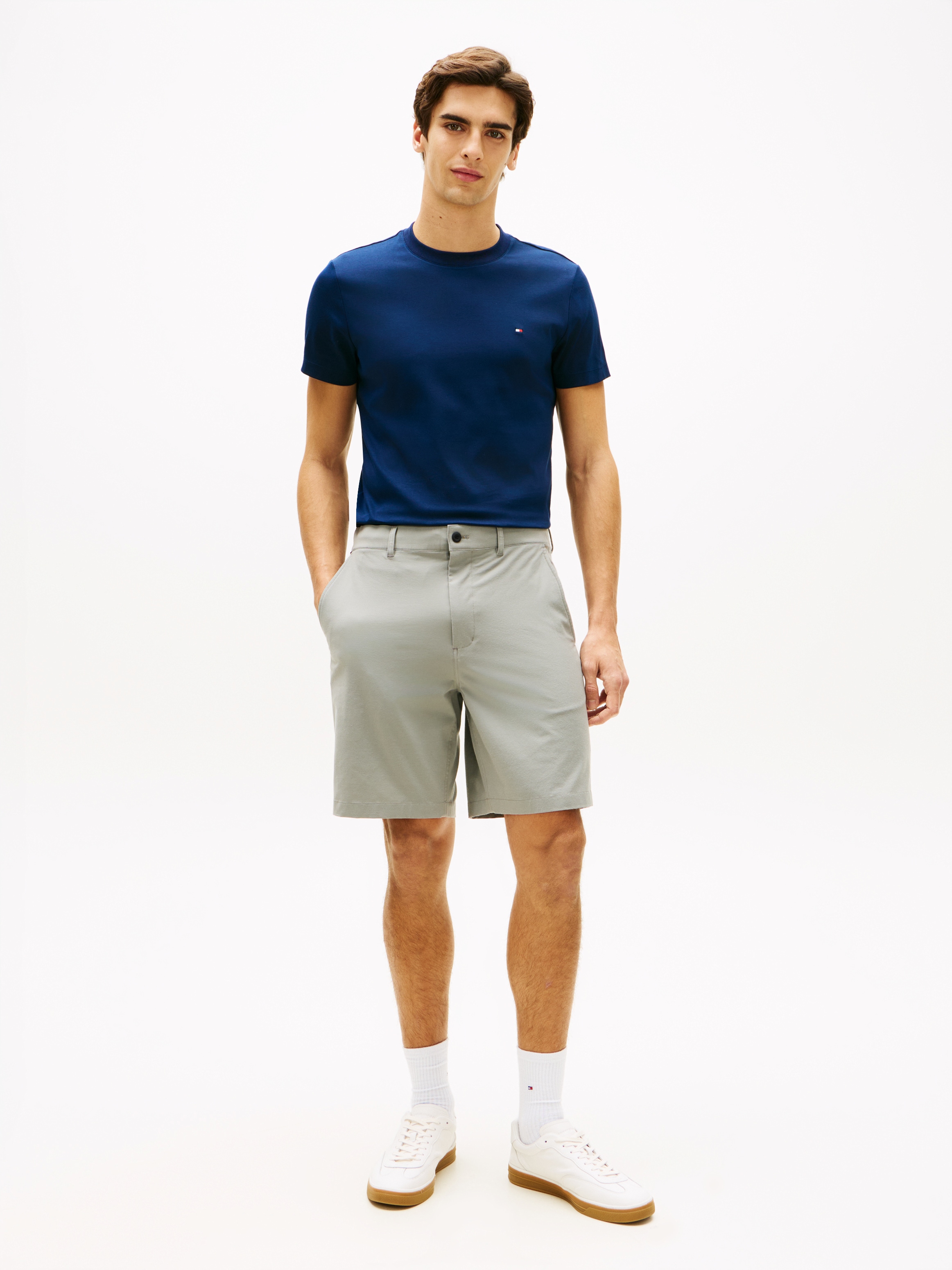 Tommy Hilfiger Chinoshorts »DOVER«  mit Flag-Stickerei