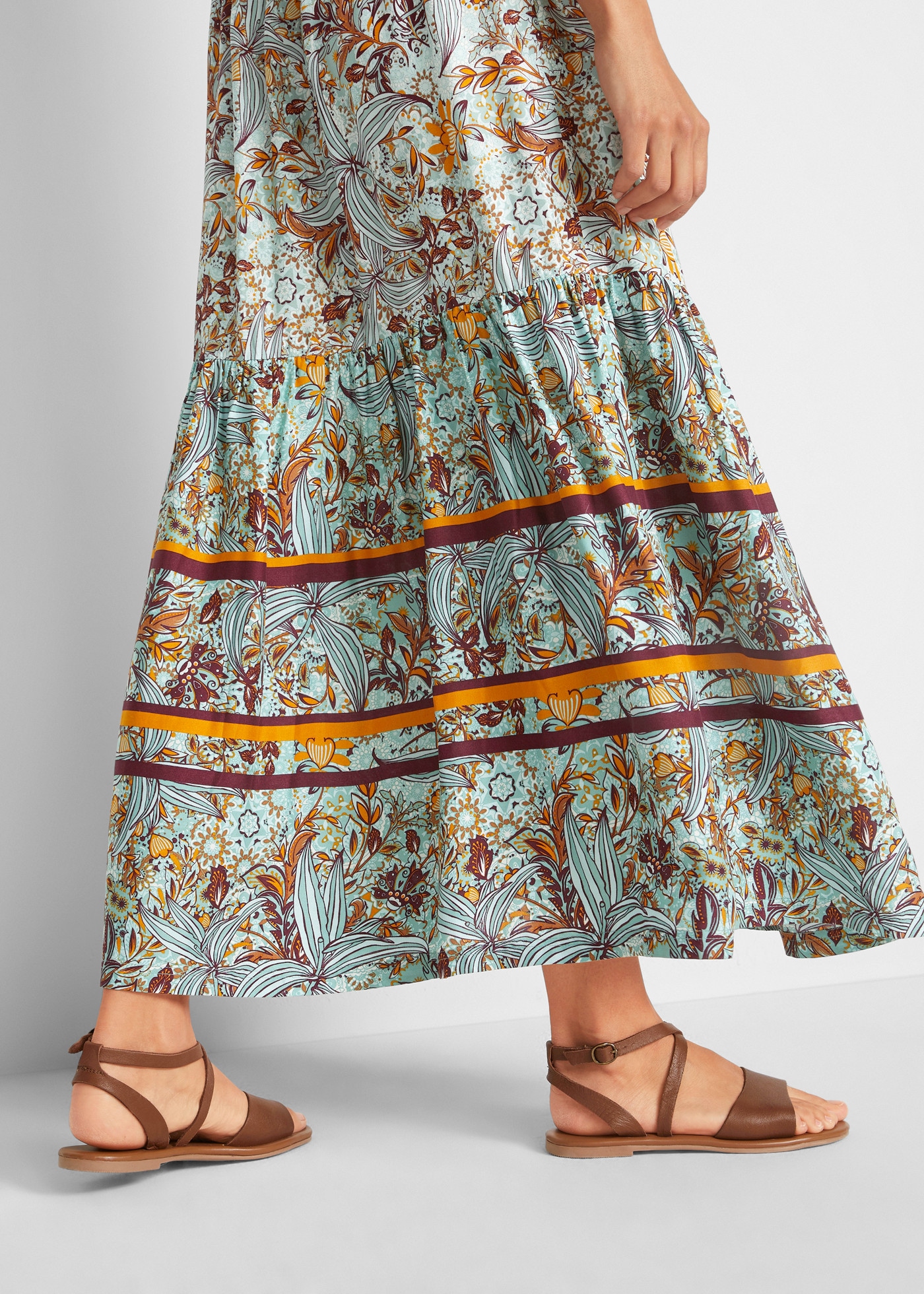 bonprix Maxikleid eleganter Stil, aus Viskose, Loose Fit, ärmellos, mit Bordürendruck