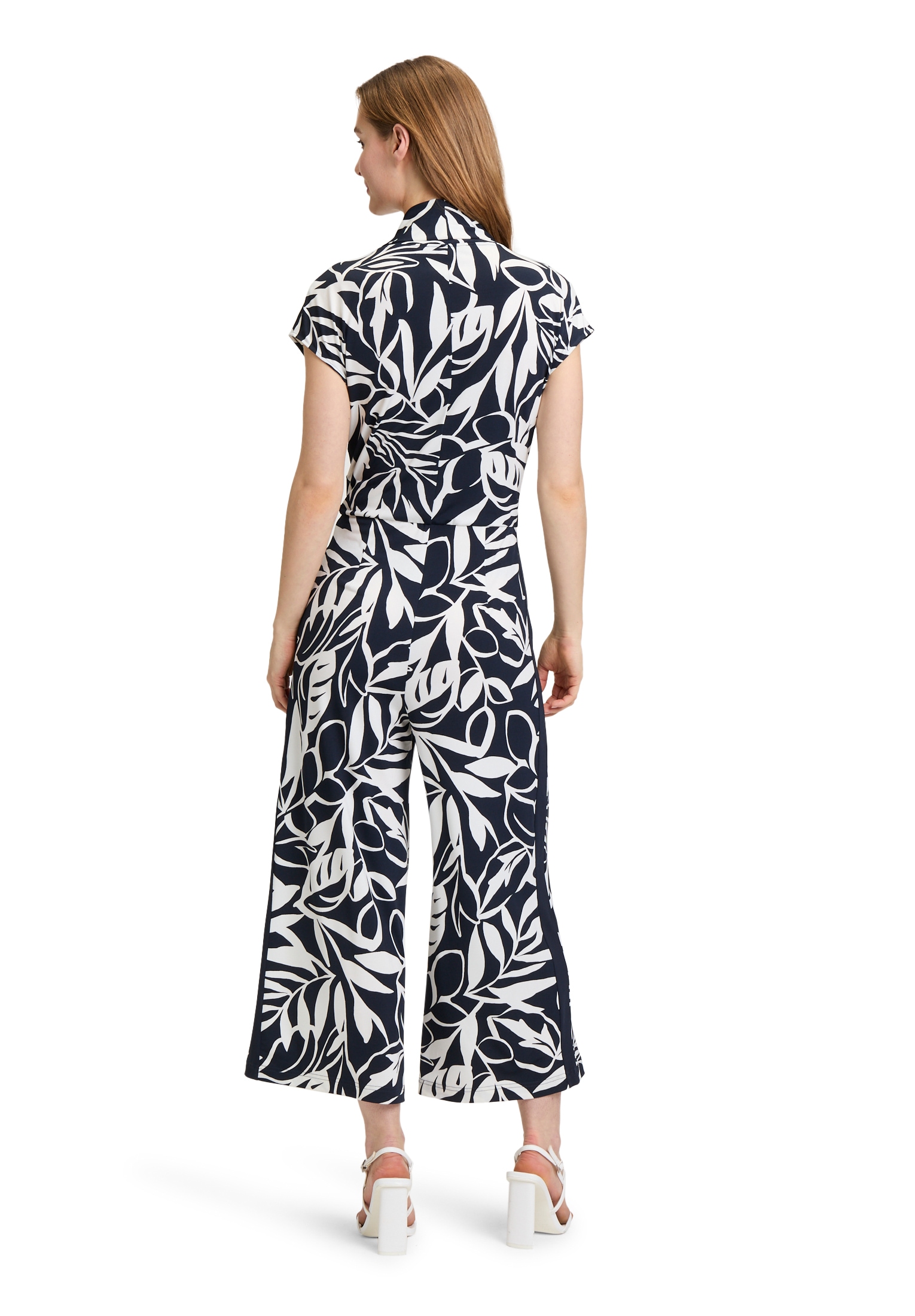 Betty Barclay Overall »Betty Barclay Jumpsuit mit Eingrifftaschen«, (1 tlg.), Form