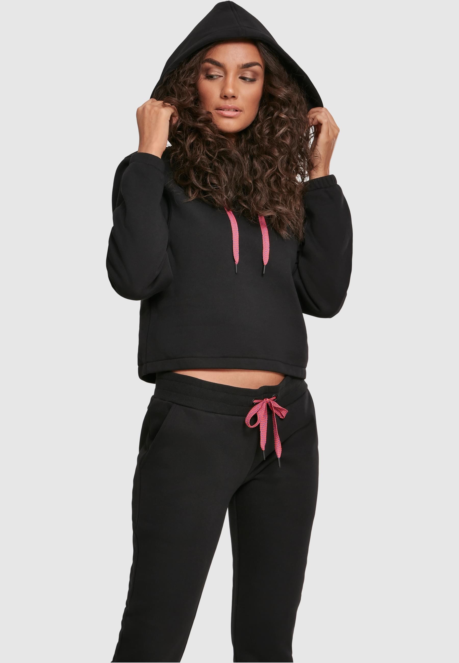 URBAN CLASSICS Rundhalspullover »Urban Classics Damen Ladies Contrast Drawstring Hoody«, (1 tlg.)