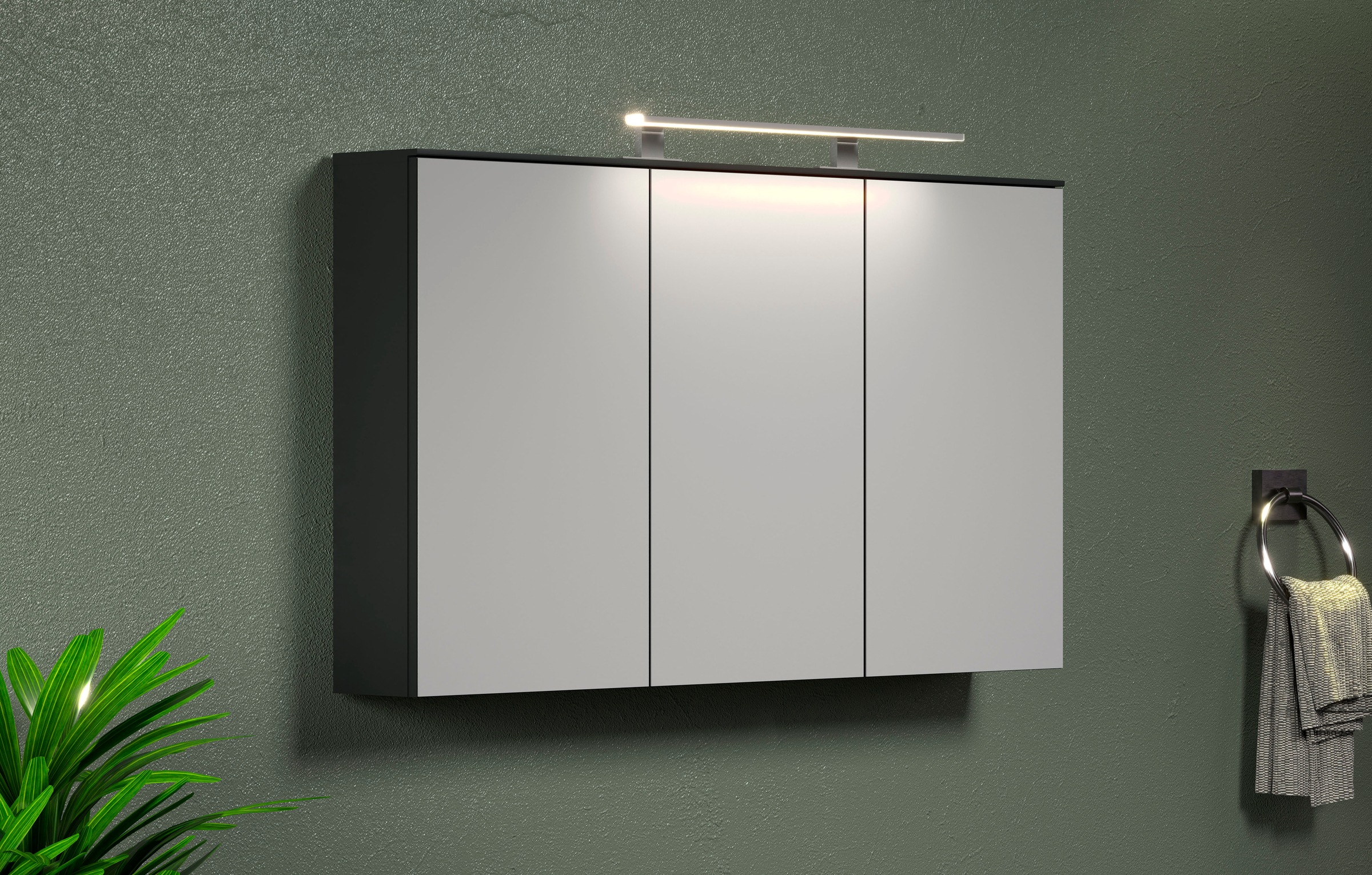 welltime Spiegelschrank »Premont« 1 Stk. tlg. Breiter Badspiegel mit 3 Spiegeltüren und 9 Fächern - Soft-Close