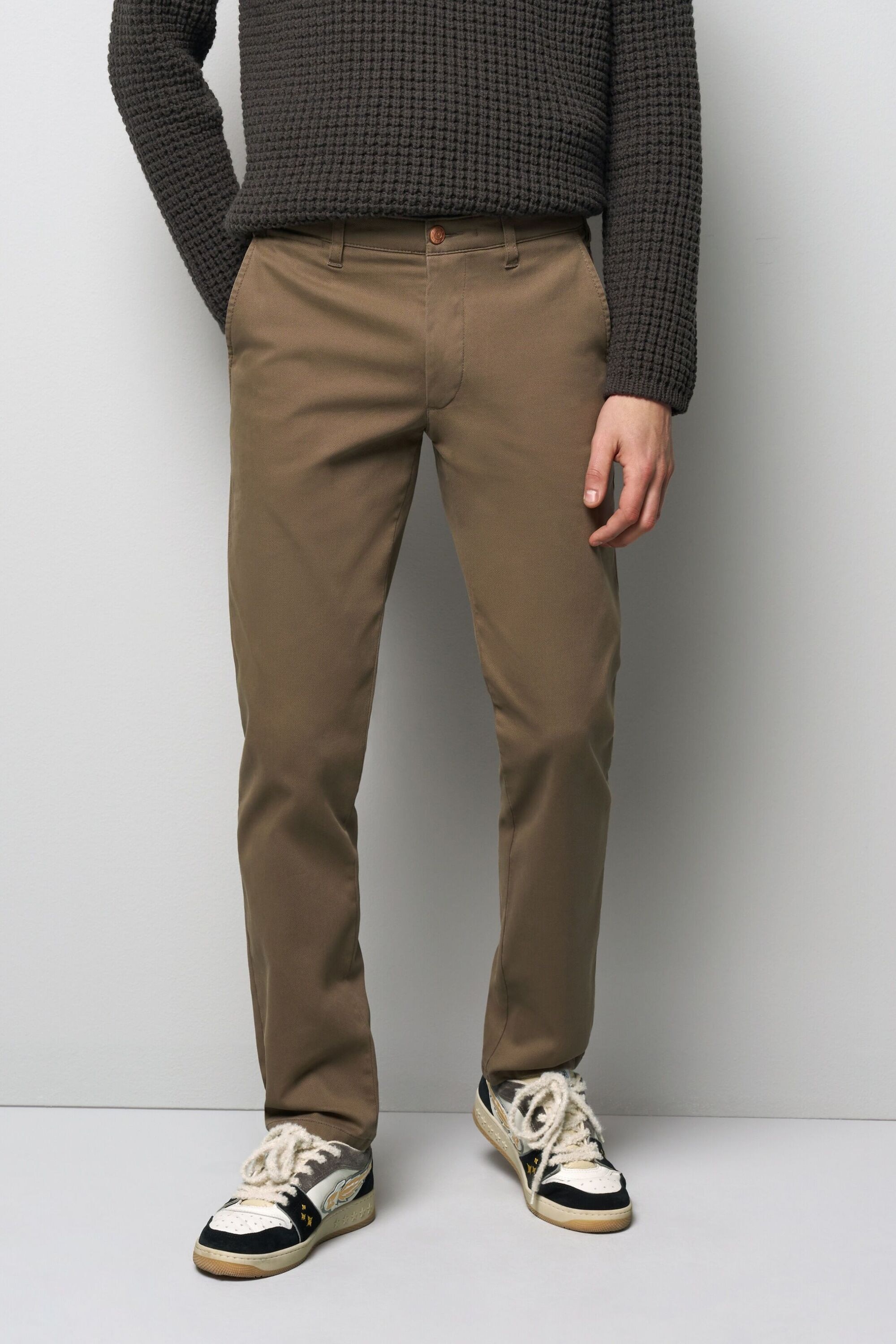 MEYER Chinos »M5.Chino«, Gefertigt aus BIO-Baumwolle