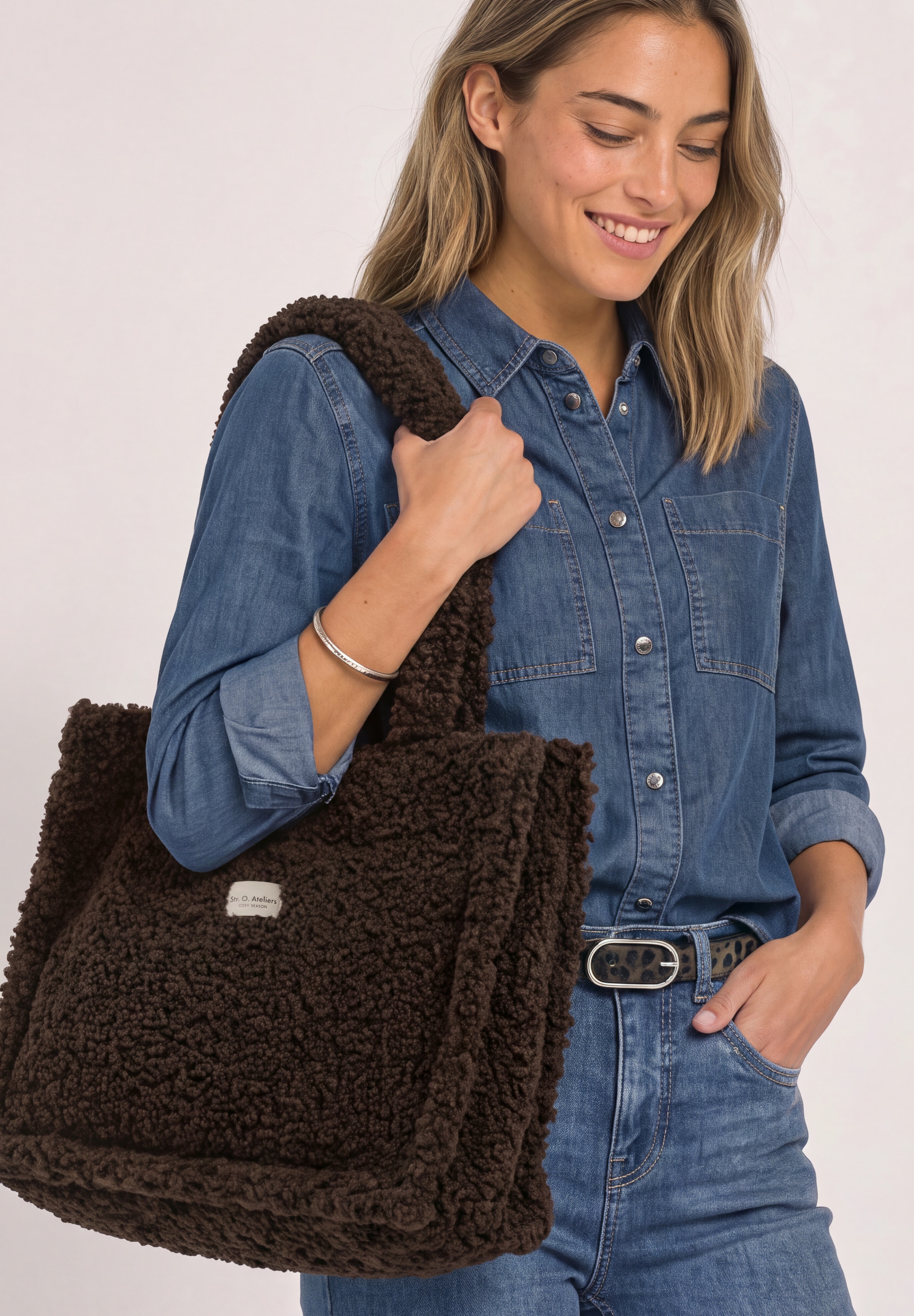 STREET ONE Shopper in Teddyfell Optik