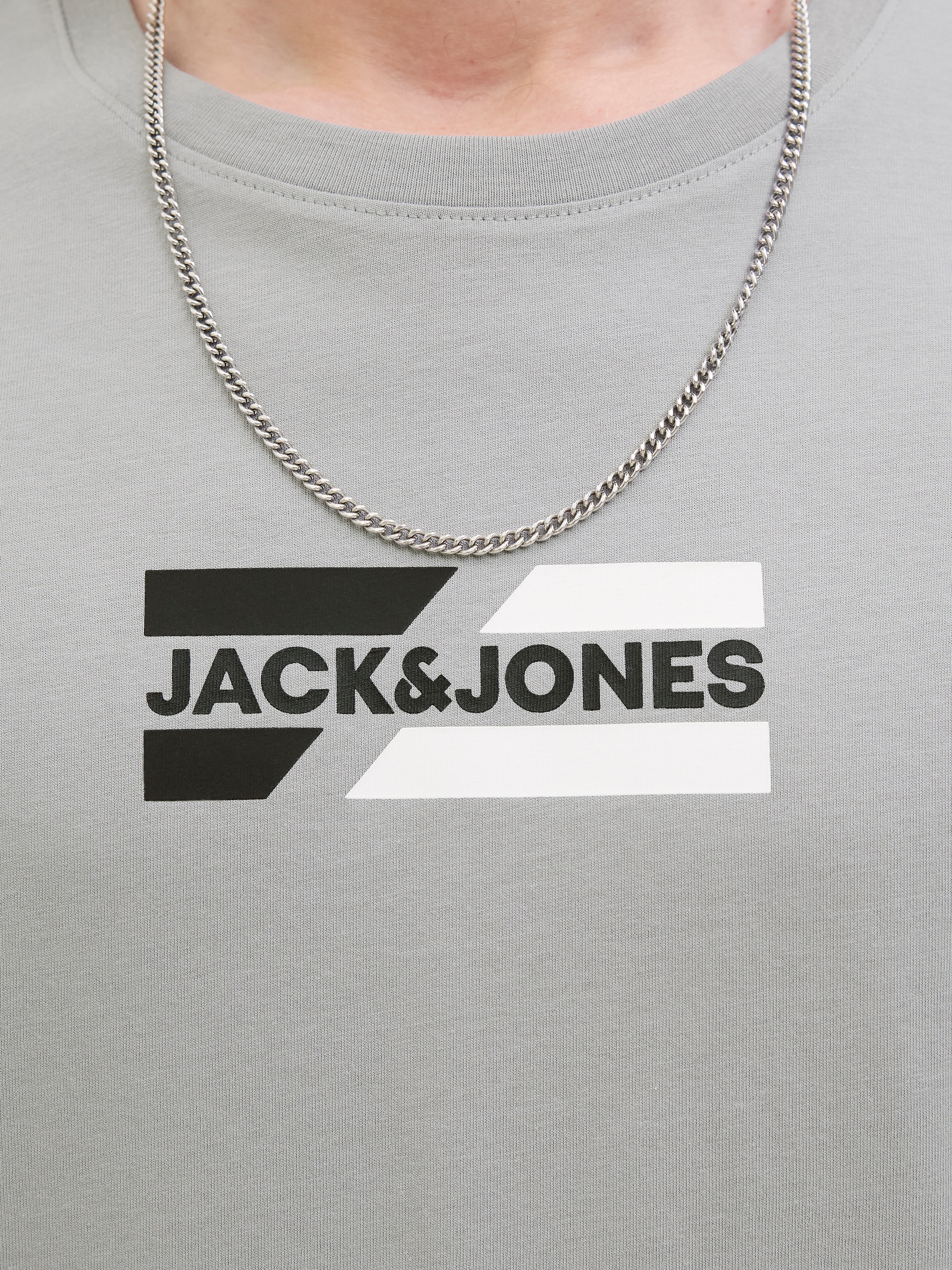 Jack & Jones Rundhalsshirt »JJECORP GRAPHIC TEE SS O-NECK NOOS«, mit Logo Print