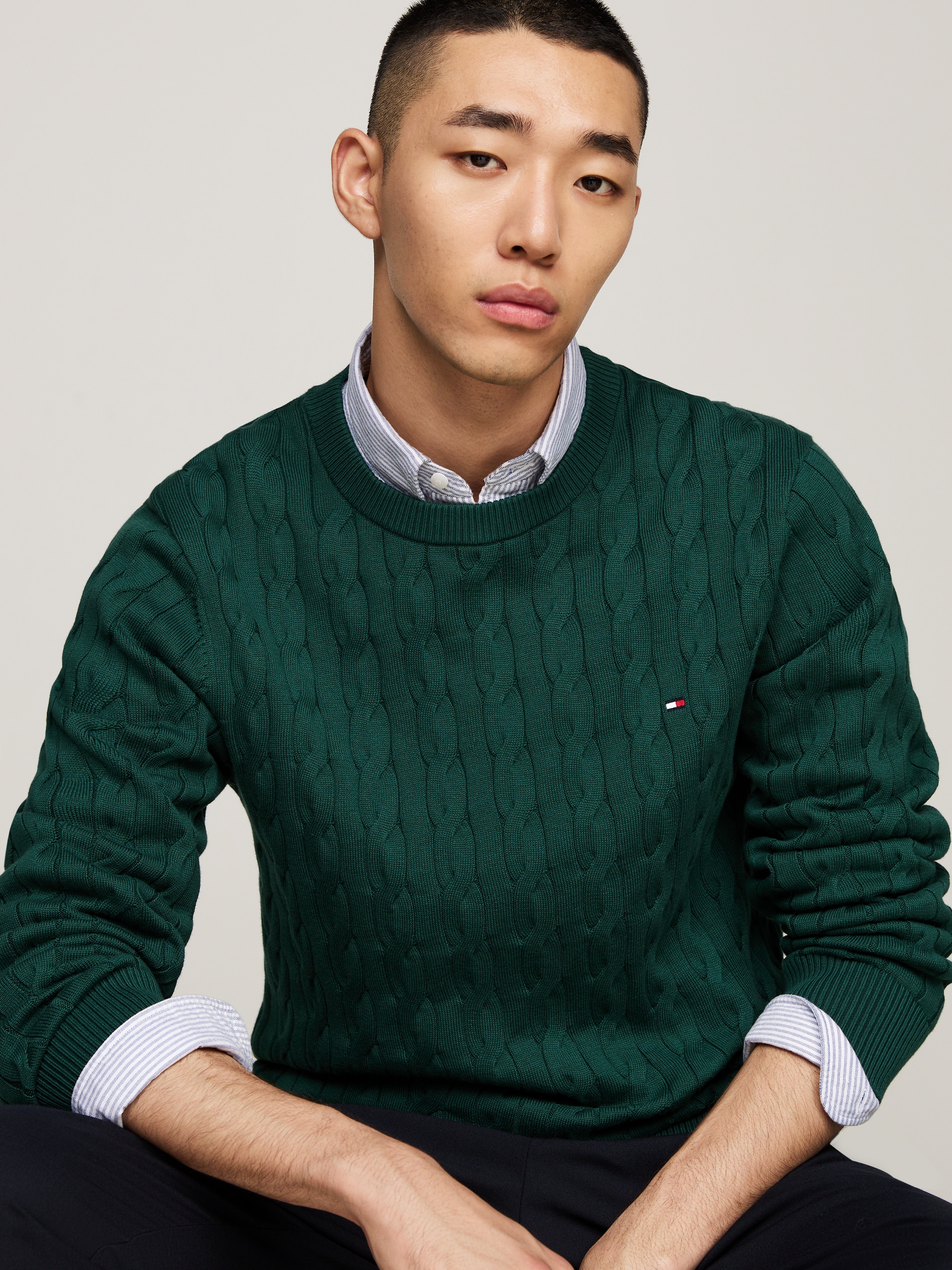 Tommy Hilfiger Strickpullover »CLASSIC CABLE CREW NECK mit Strukturstrick und Flaglabel« unifarben, casual, regular fit, Baumwolle, Rundhals