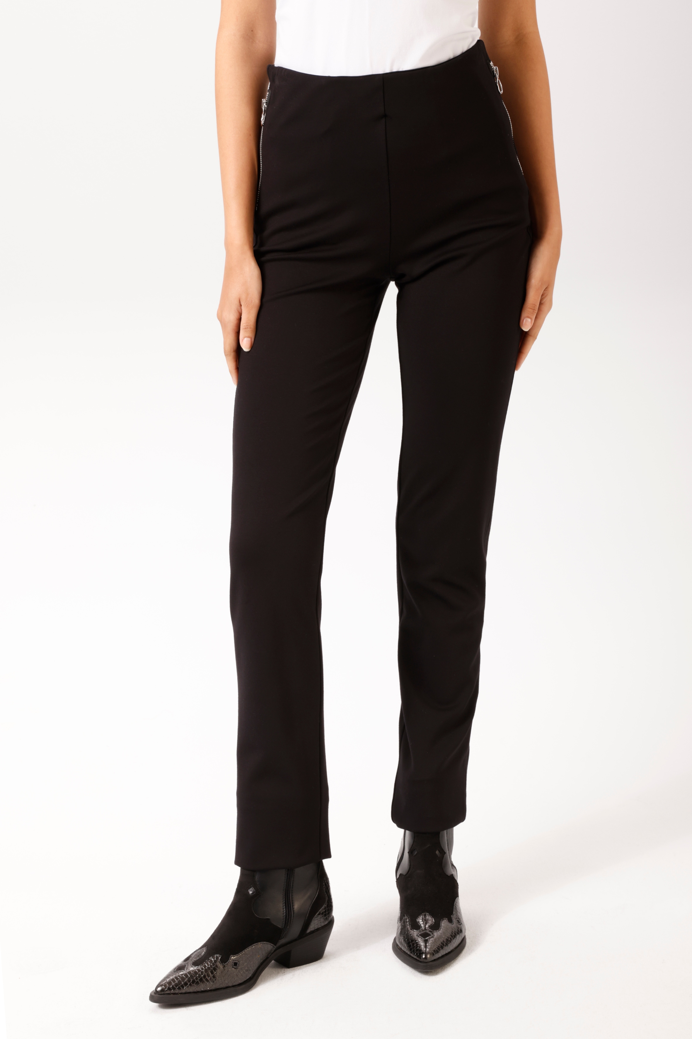 Aniston CASUAL Schlupfhose mit dekorativen Reißverschluss-Taschen - NEUE KOLLEKTION
