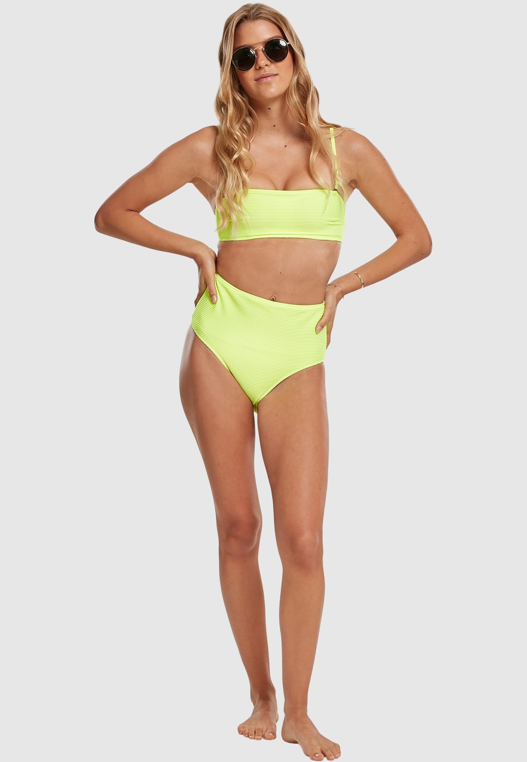 URBAN CLASSICS Triangel-Bikini »Urban Classics Damen Ladies High Waist Bandeau Bikini«