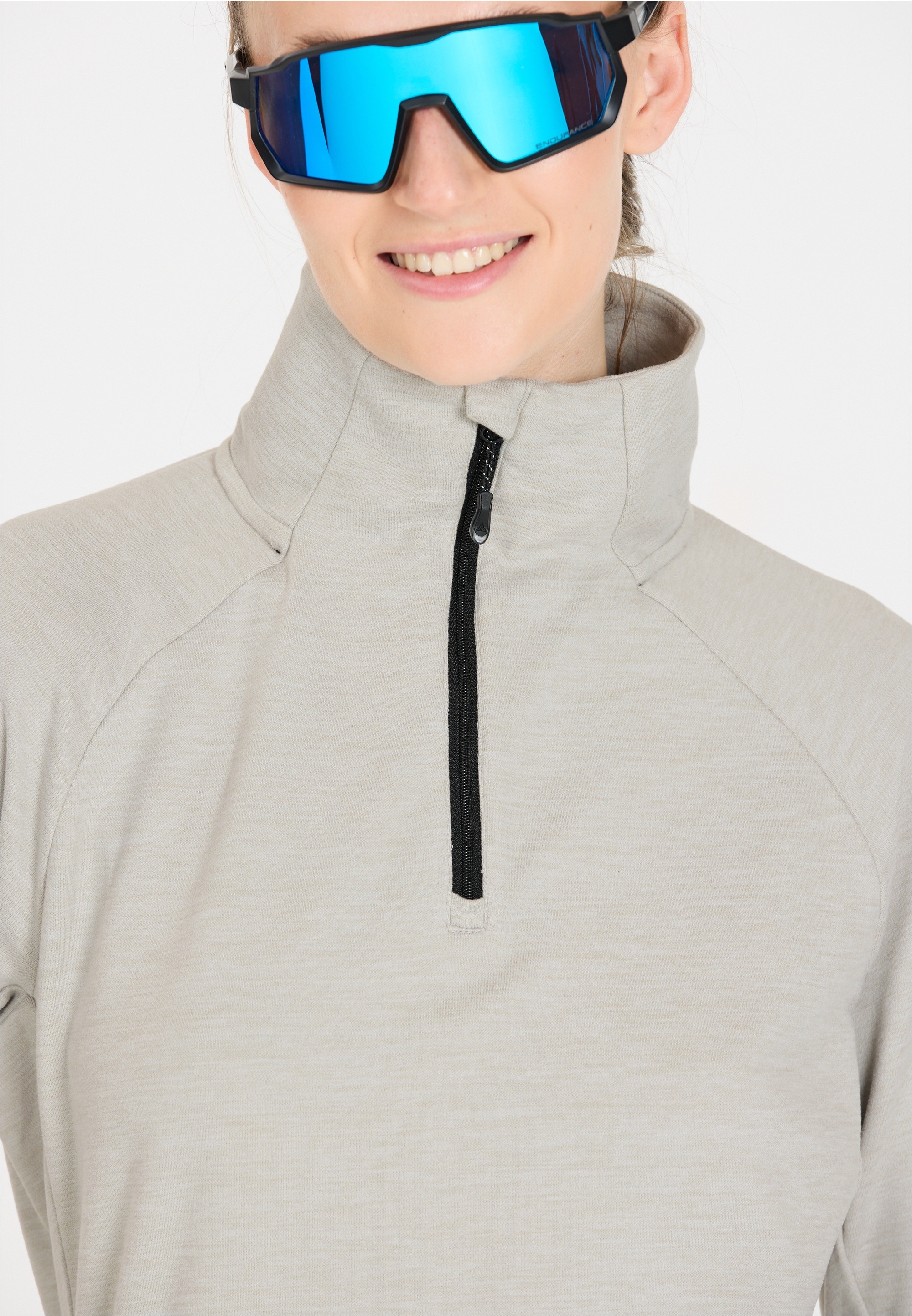 WHISTLER Funktionsshirt »Kajsa«, mit wärmendem Stehkragen und Halbreißverschluss