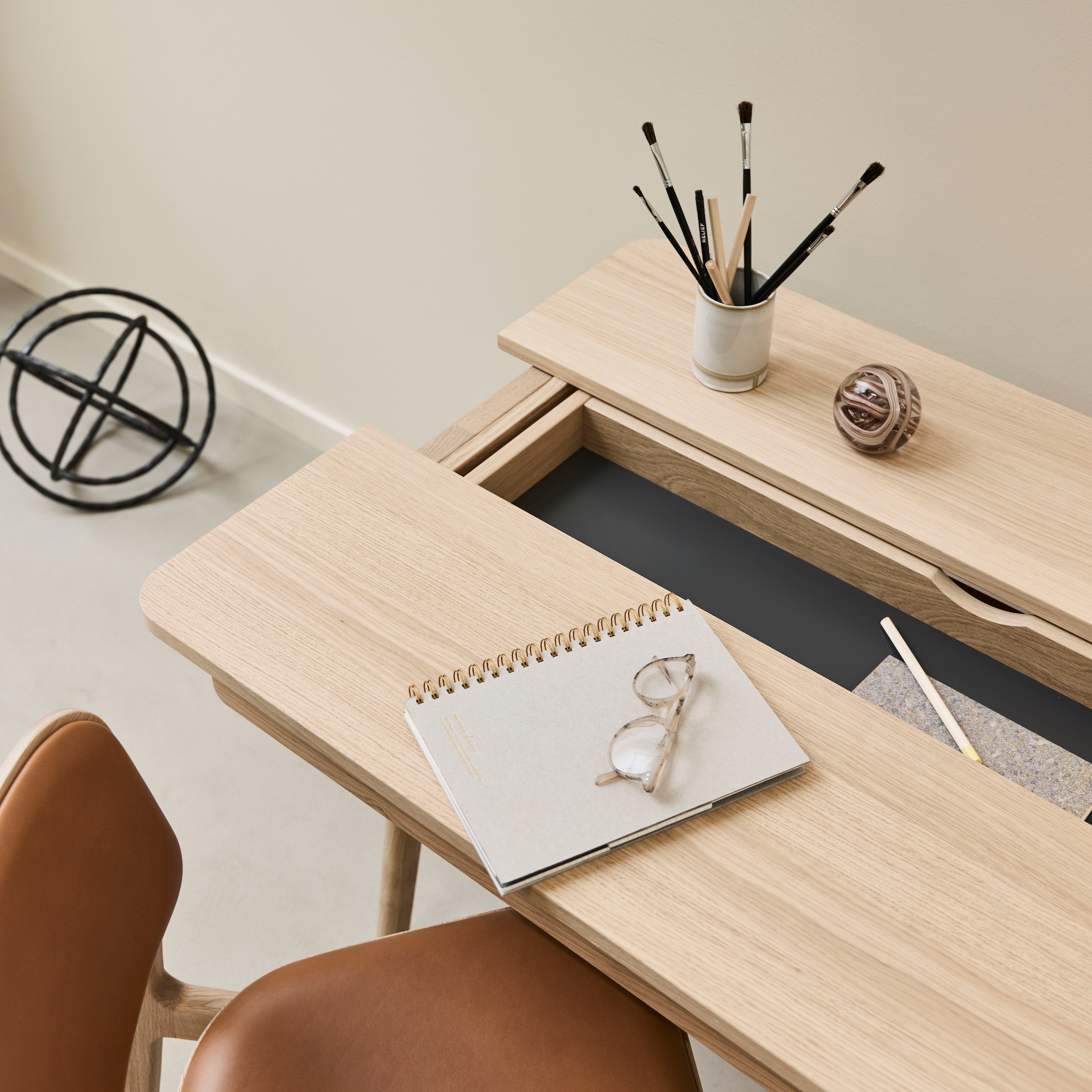 Hammel Furniture Schreibtisch »Findahl by Hammel Home Desk« 1 Stk. tlg. 110x55,5/72,5 cm, mit Stauraum und Beine aus Massivholz