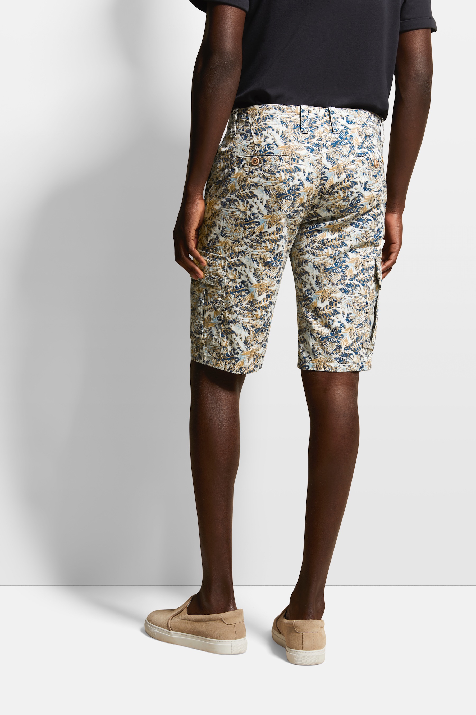 bugatti Bermudas, mit grafischem Allover-Print