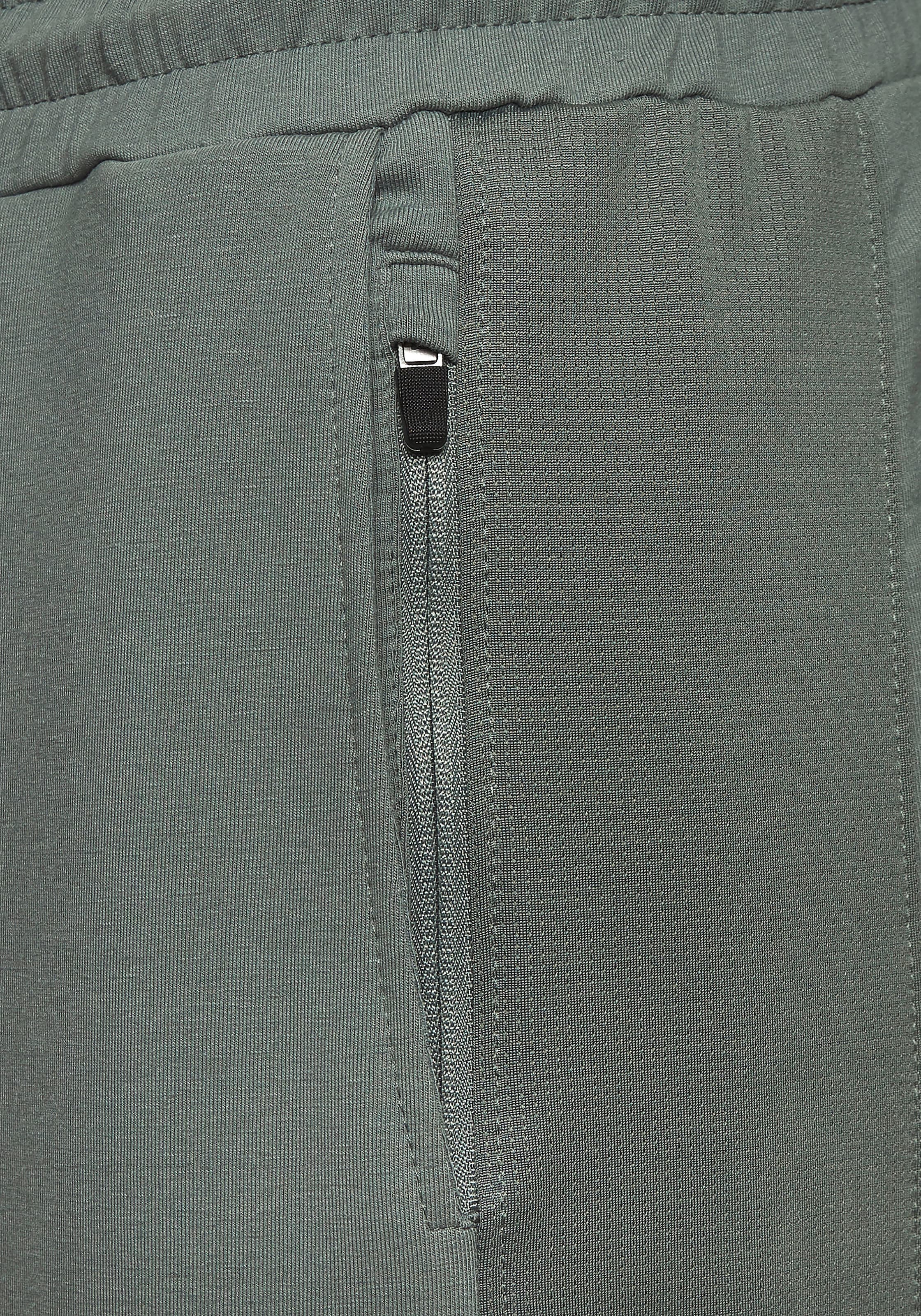 le jogger® Sweatpants, mit farblichen Einsatz und Reißverschlusstaschen
