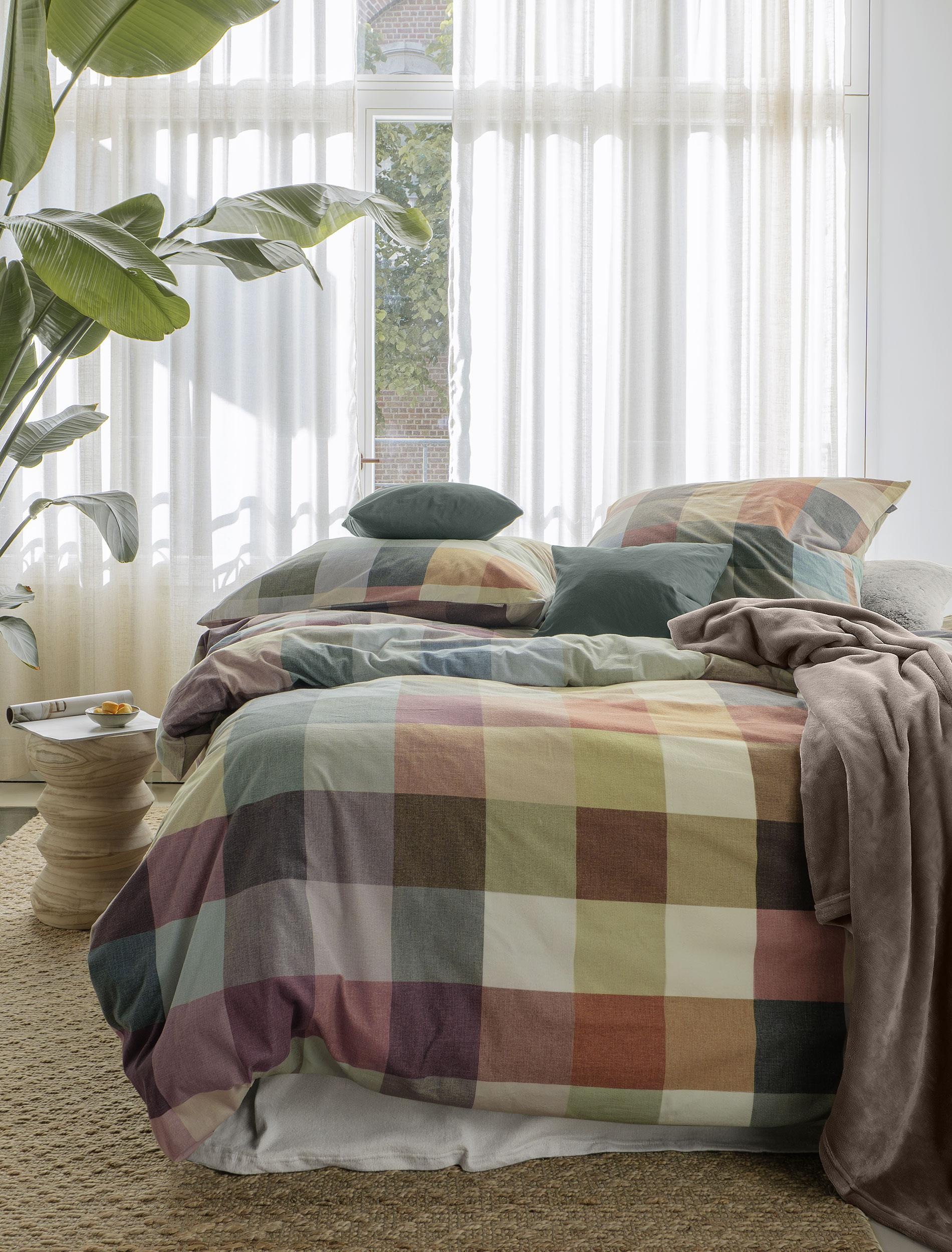 Irisette Bettwäsche »Zobel-J 8600« 2 Stk. tlg. samtig weich, leicht und wärmend