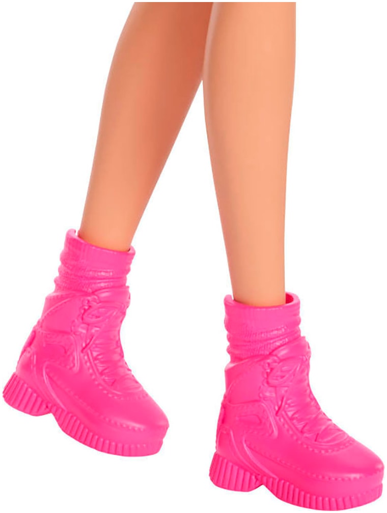 Barbie Anziehpuppe »Barbie Outdoor Adventure Malibu« inklusive Accessoires